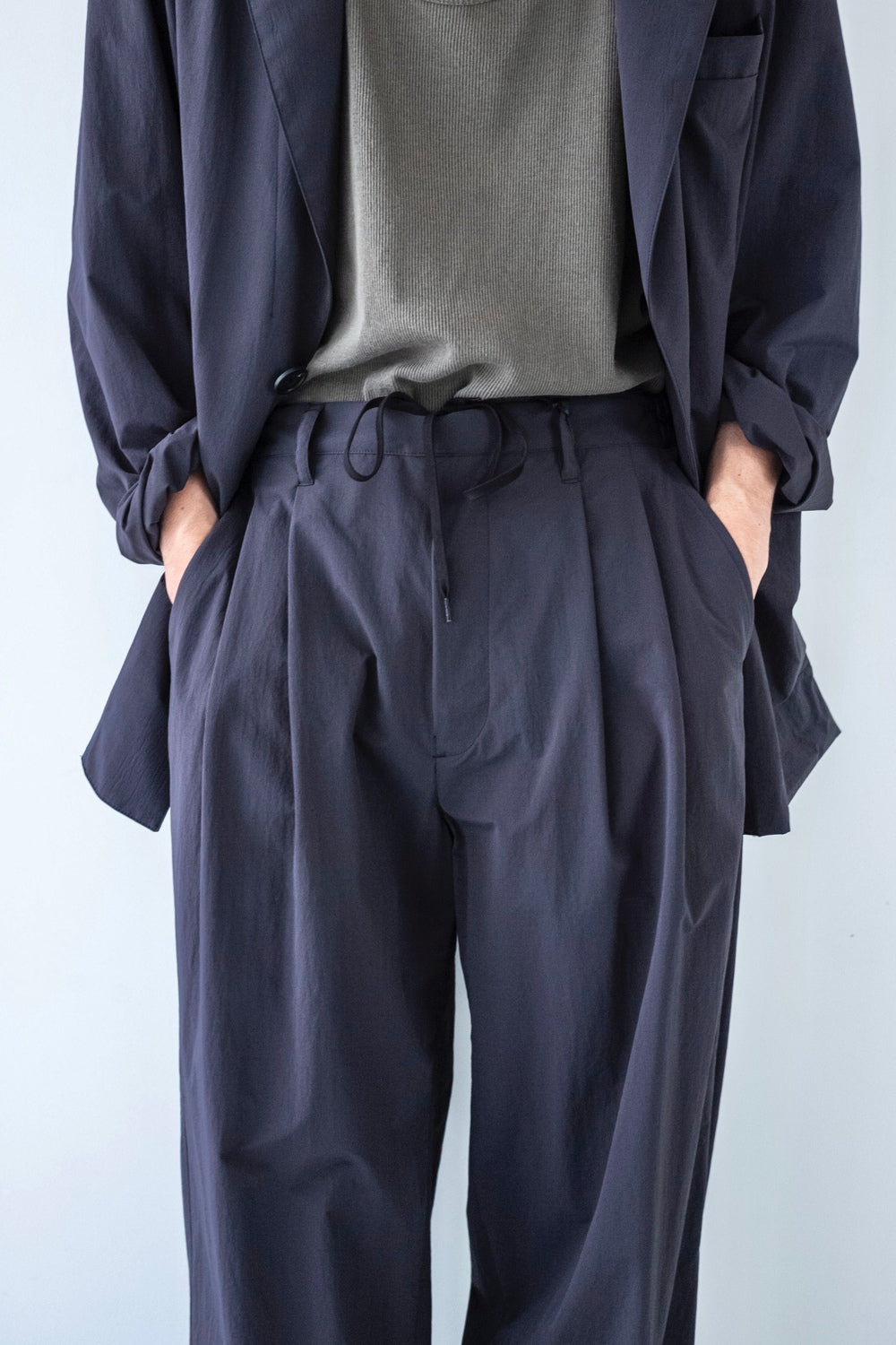 WINDPROOF NYLON WIDE EASY TROUSERS | cliché
