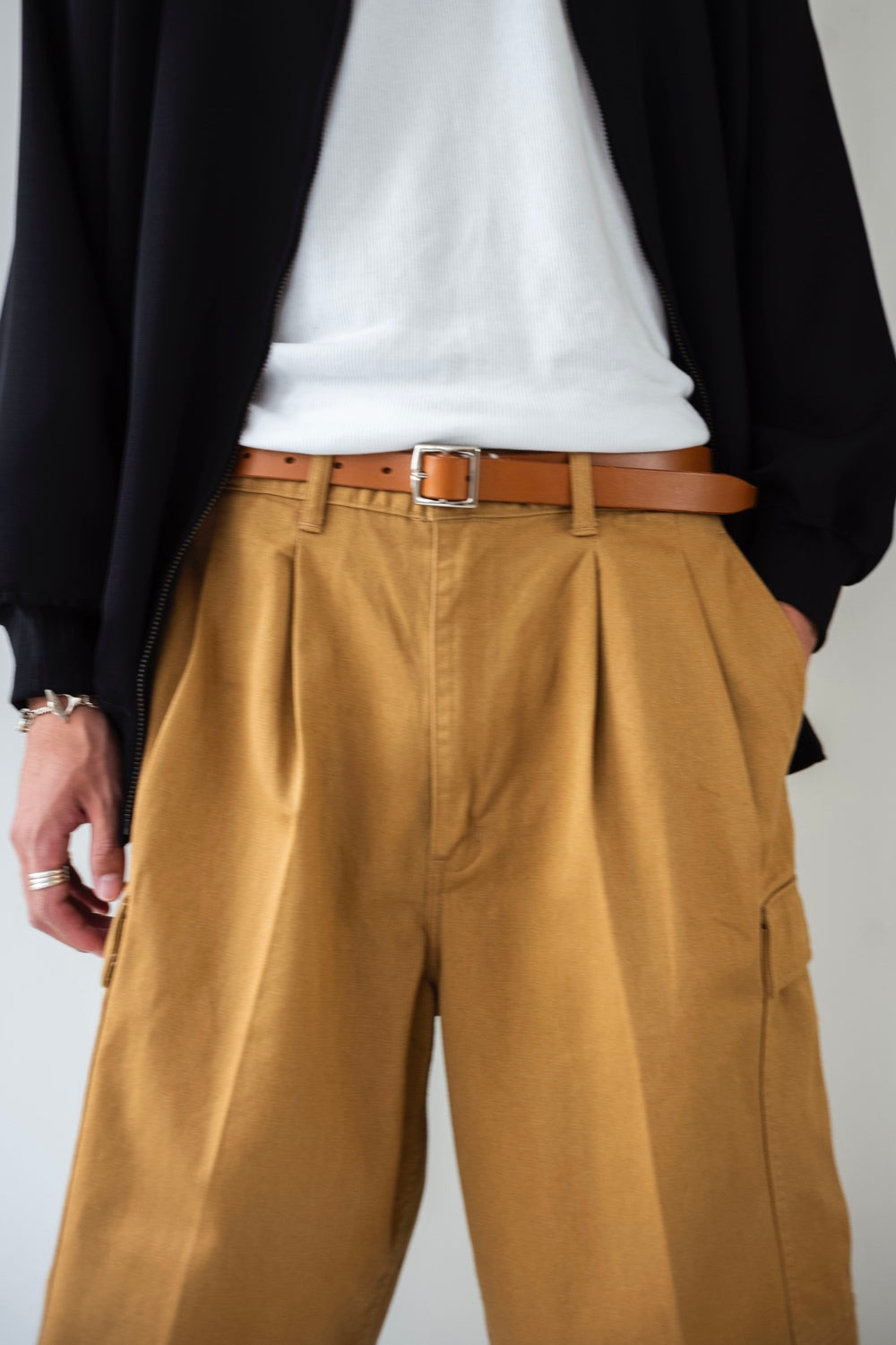 Theren Dye Cargo Shorts | cliché