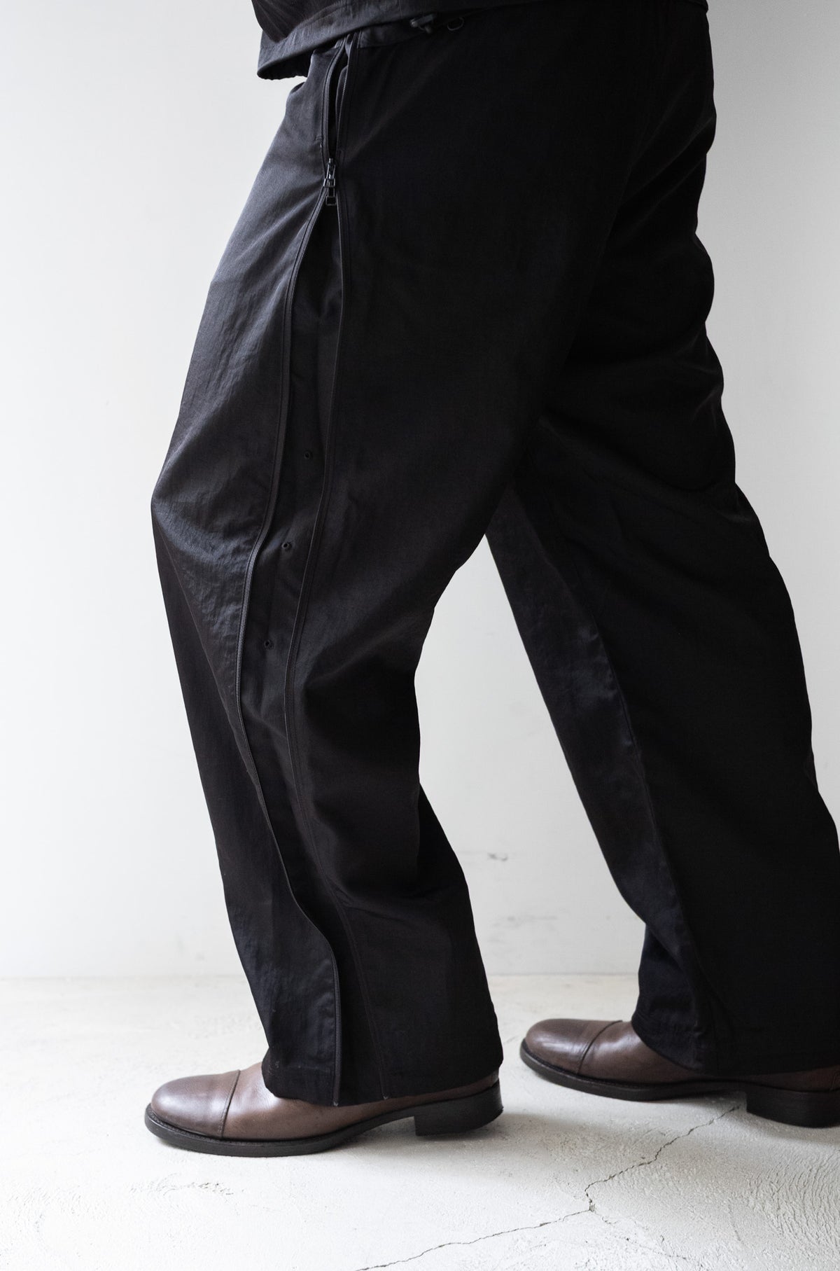 Ventilatied Nylon Pants | cliché