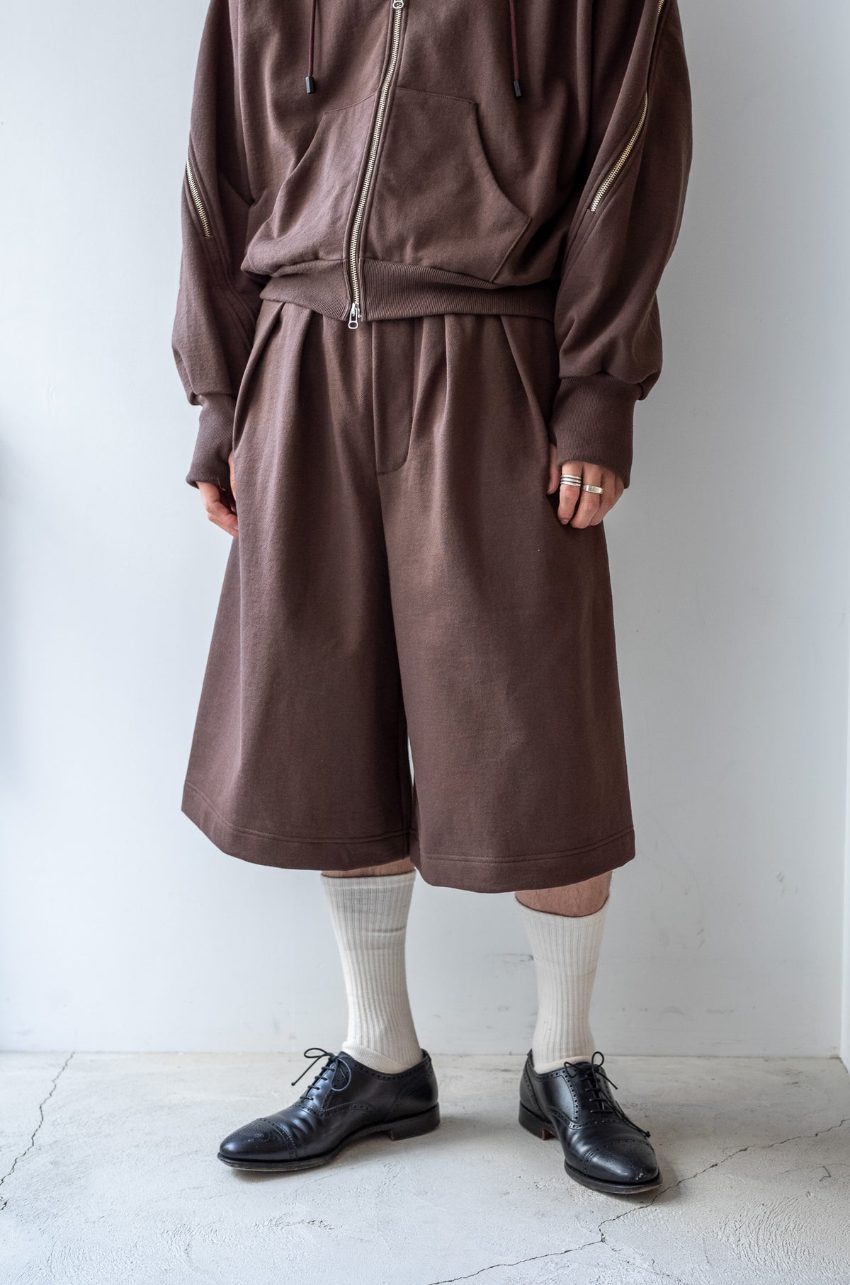 Double Tuck Hakama Sweat Shorts | cliché