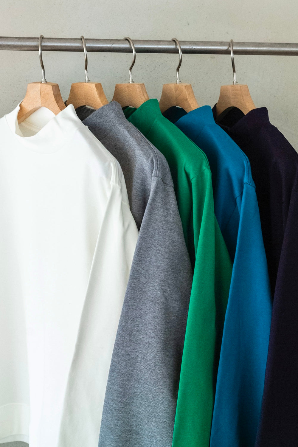 cantate 23ss Moc Neck L/S Shirt ホワイト cantate 23ss Moc Neck L/S Shirt ホワイト - メルカリ