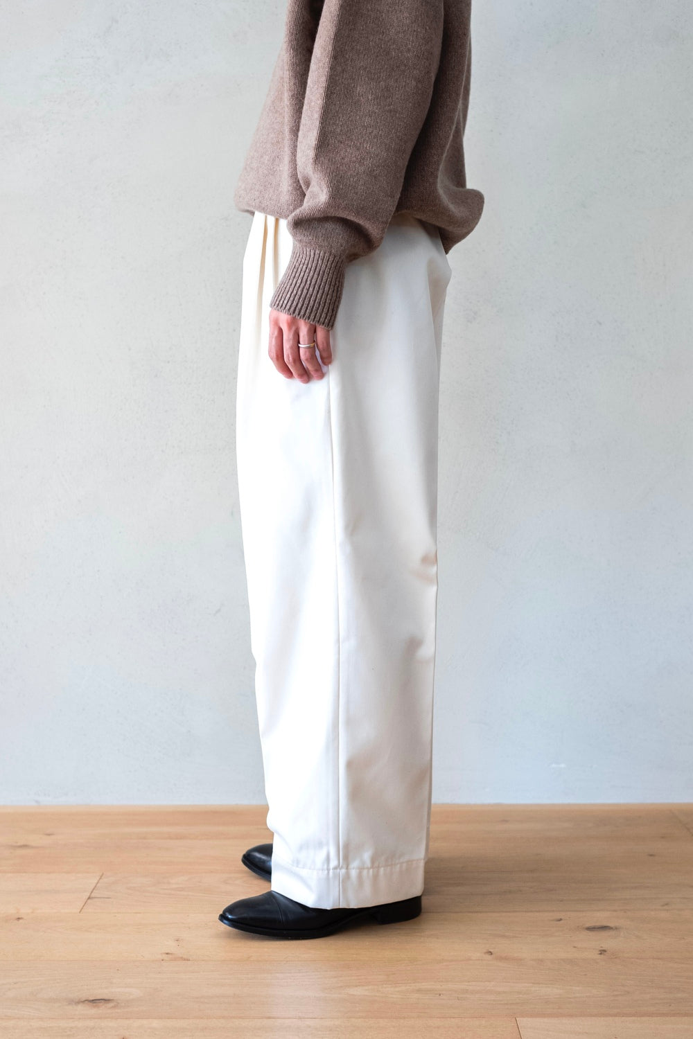 cliché EX WIDE TROUSERS 〔OFF WHITE〕 L1008646_d258e4bf-cd0c-44ac-