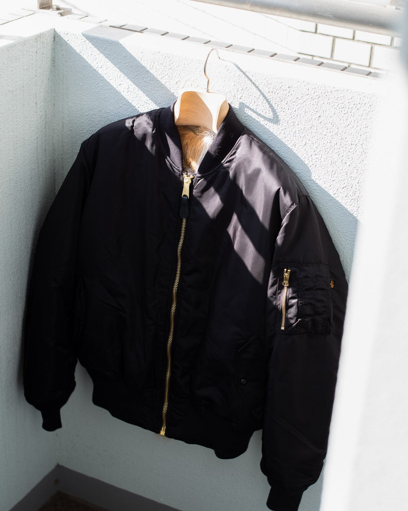 普遍に、ひとつの違和感を。