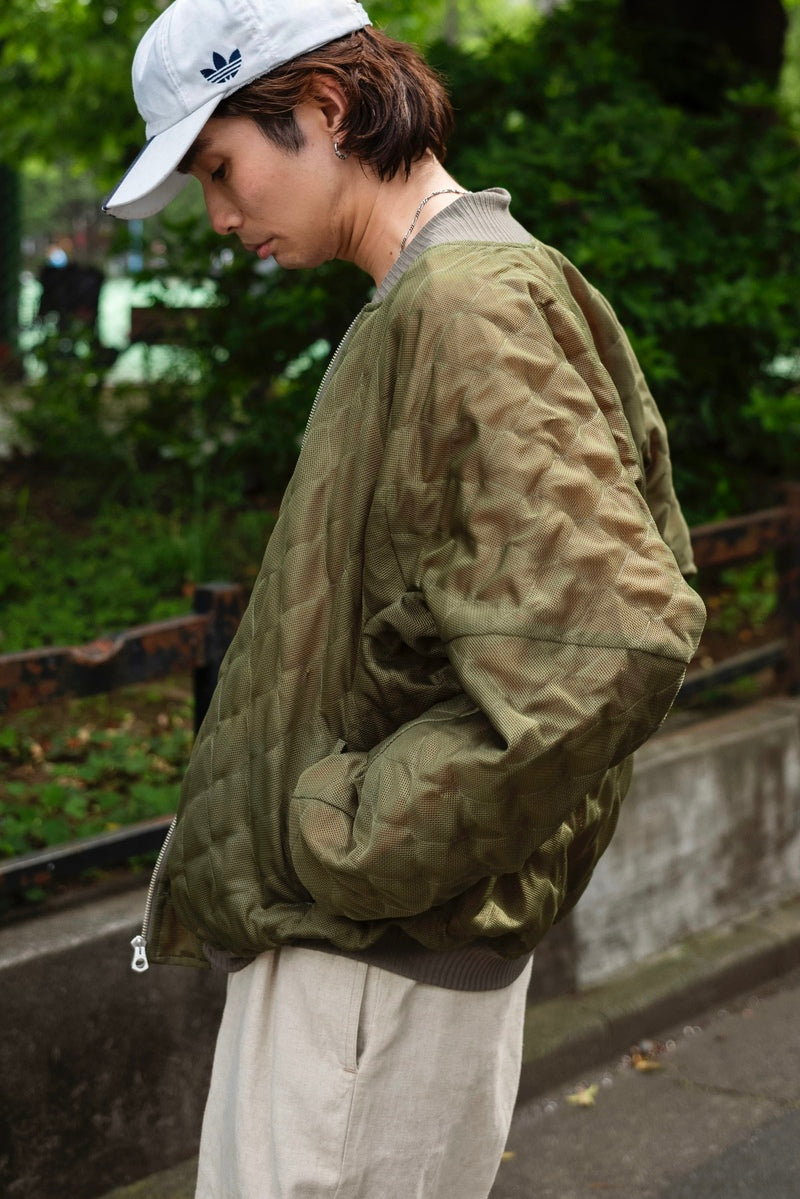 QUILTED MESH REVERSIBLE MA-1 | cliché