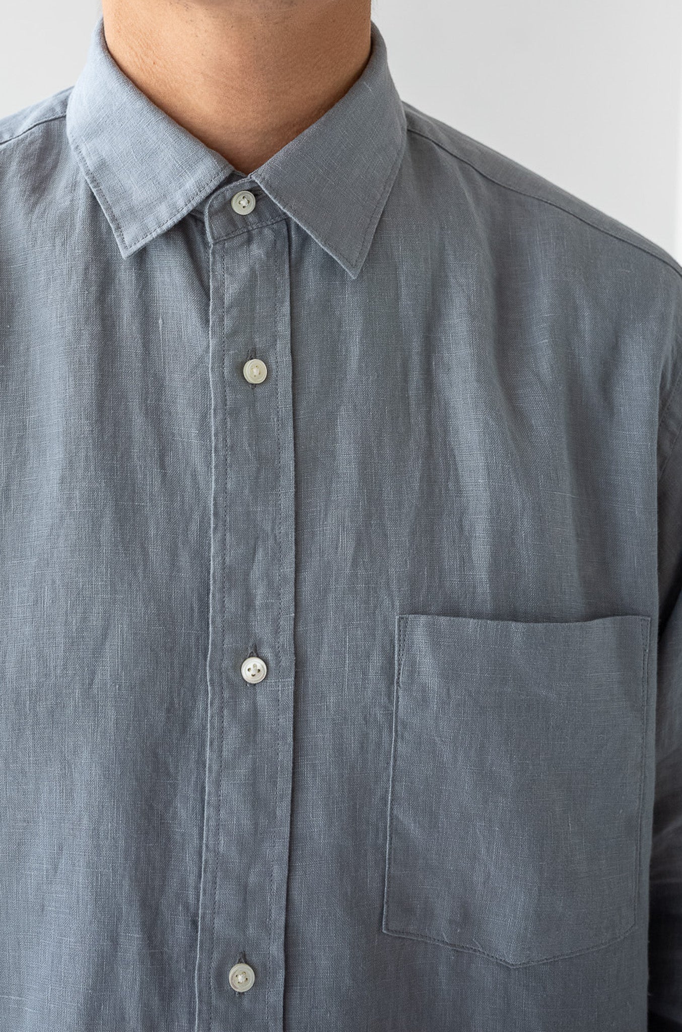 Essential Linen Shirt 〔BLEU GRIS〕