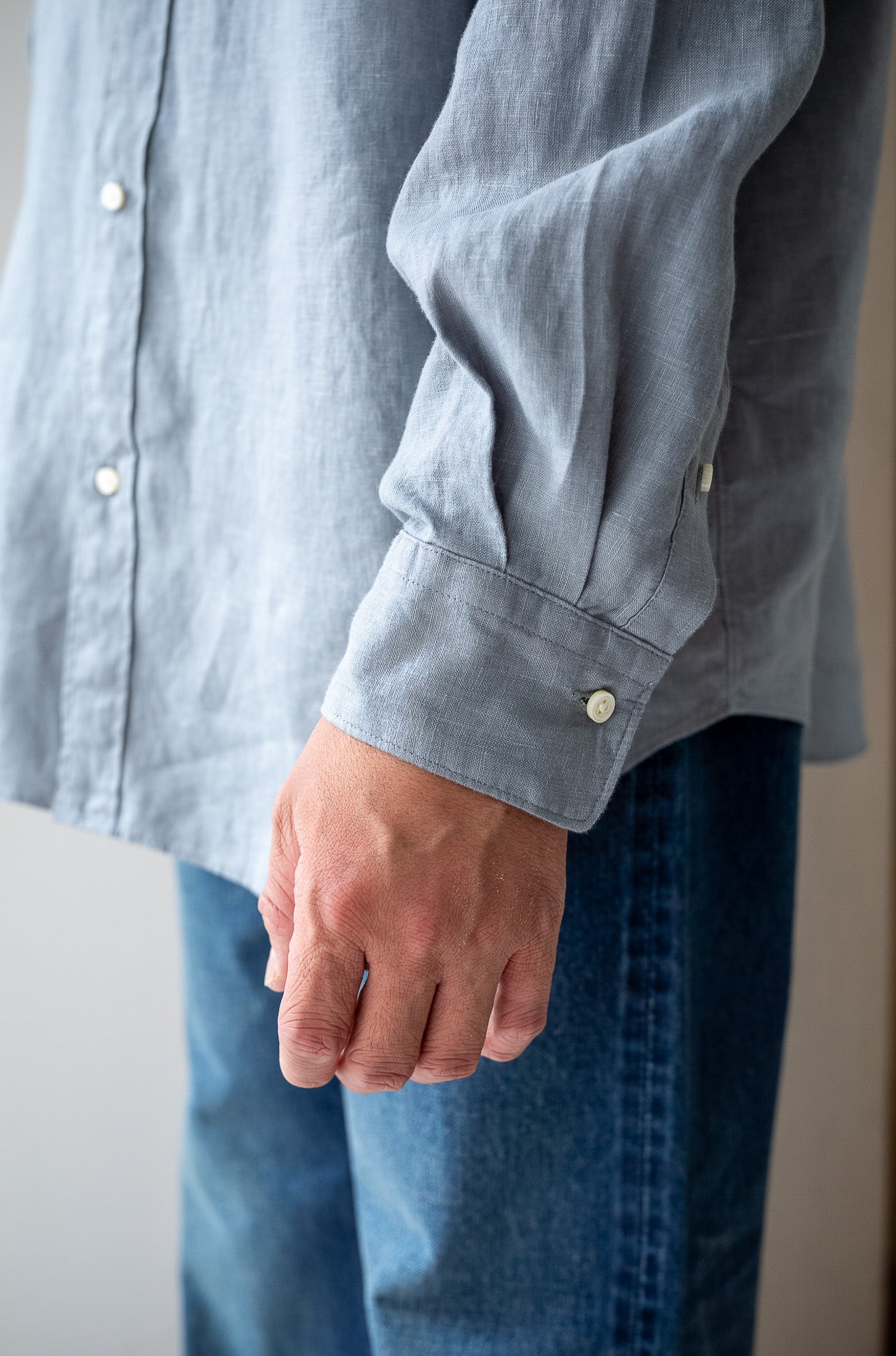 Essential Linen Shirt 〔BLEU GRIS〕