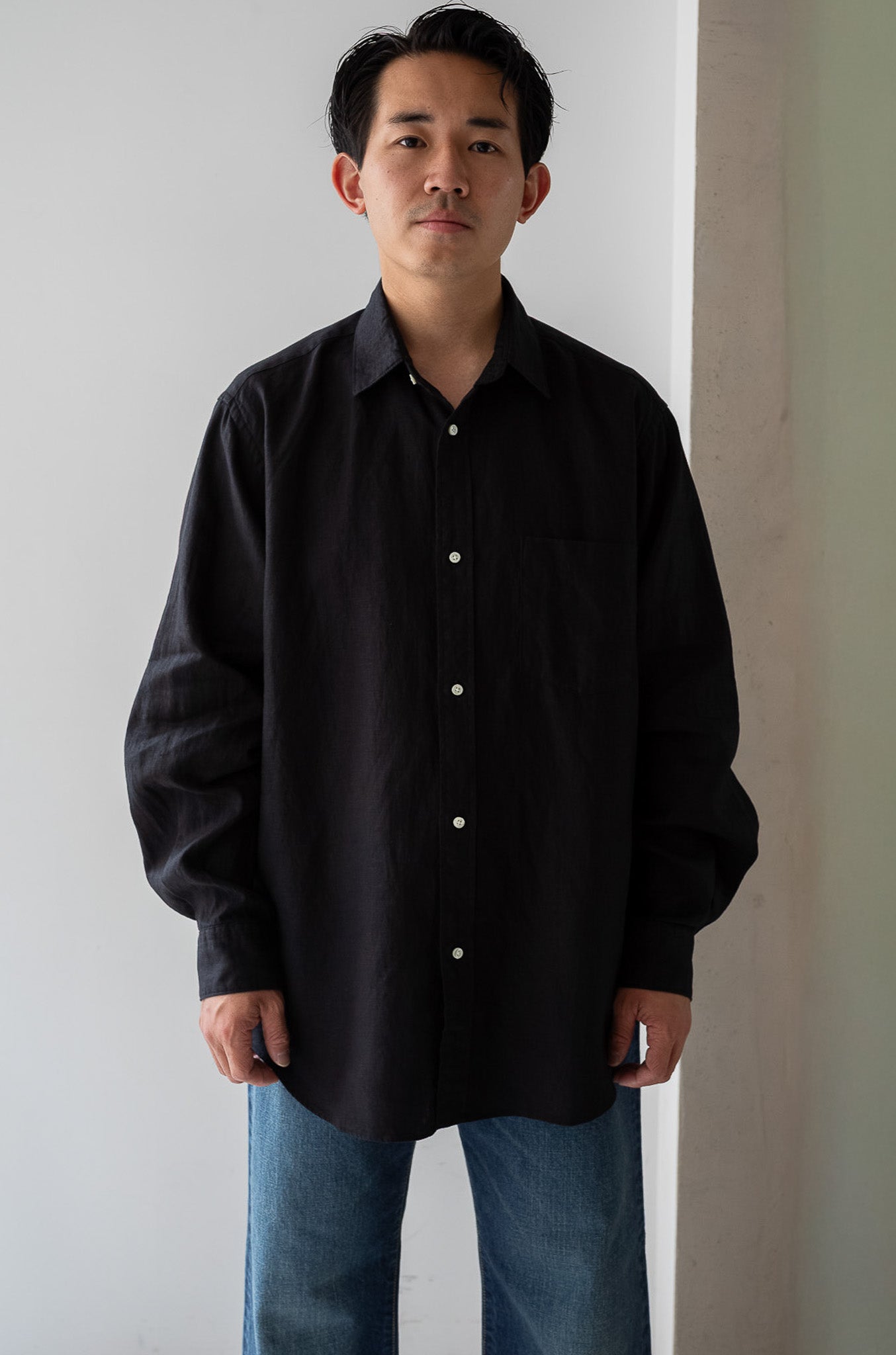 Essential Linen Shirt 〔NOIR〕