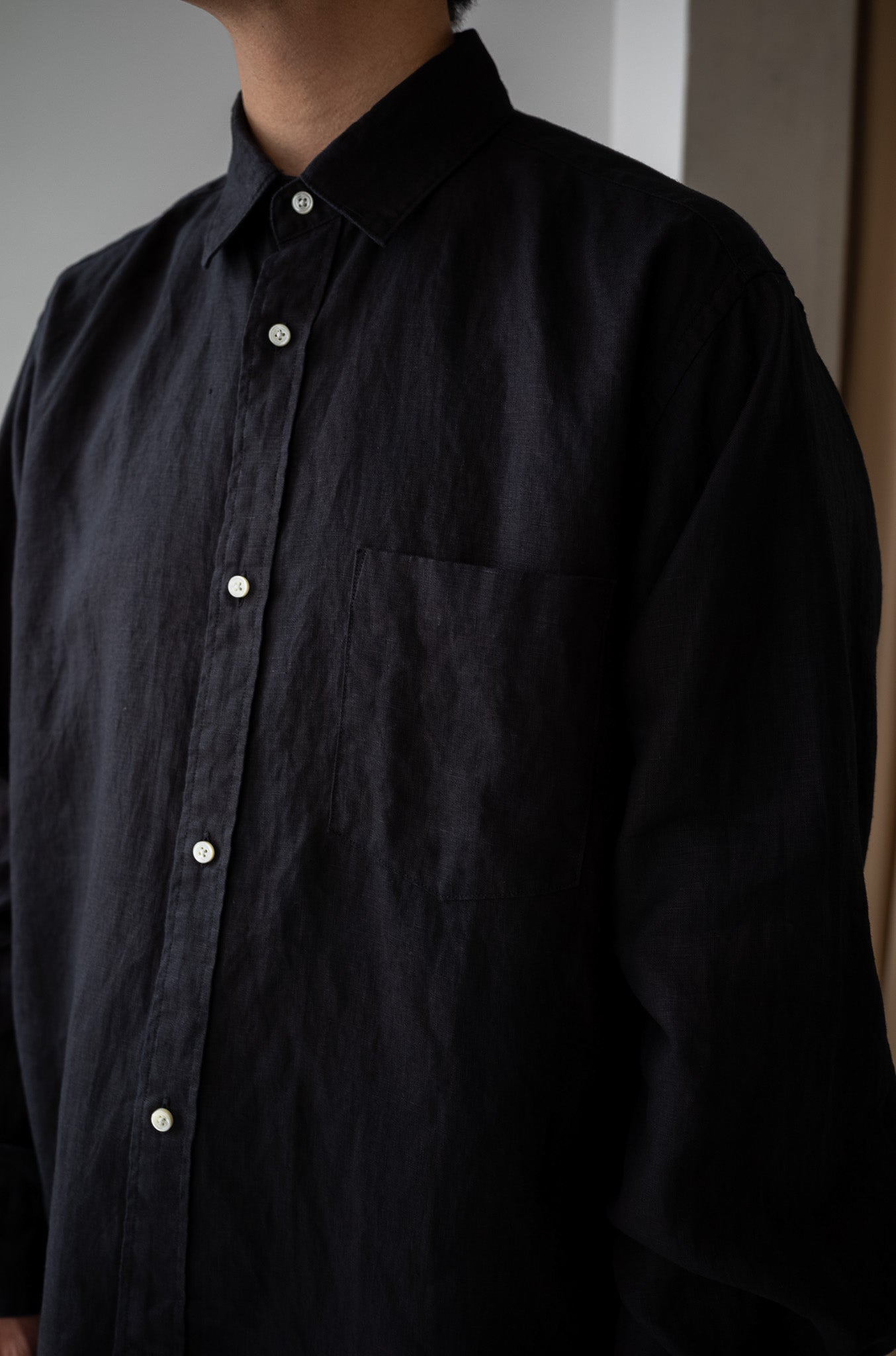 Essential Linen Shirt 〔NOIR〕