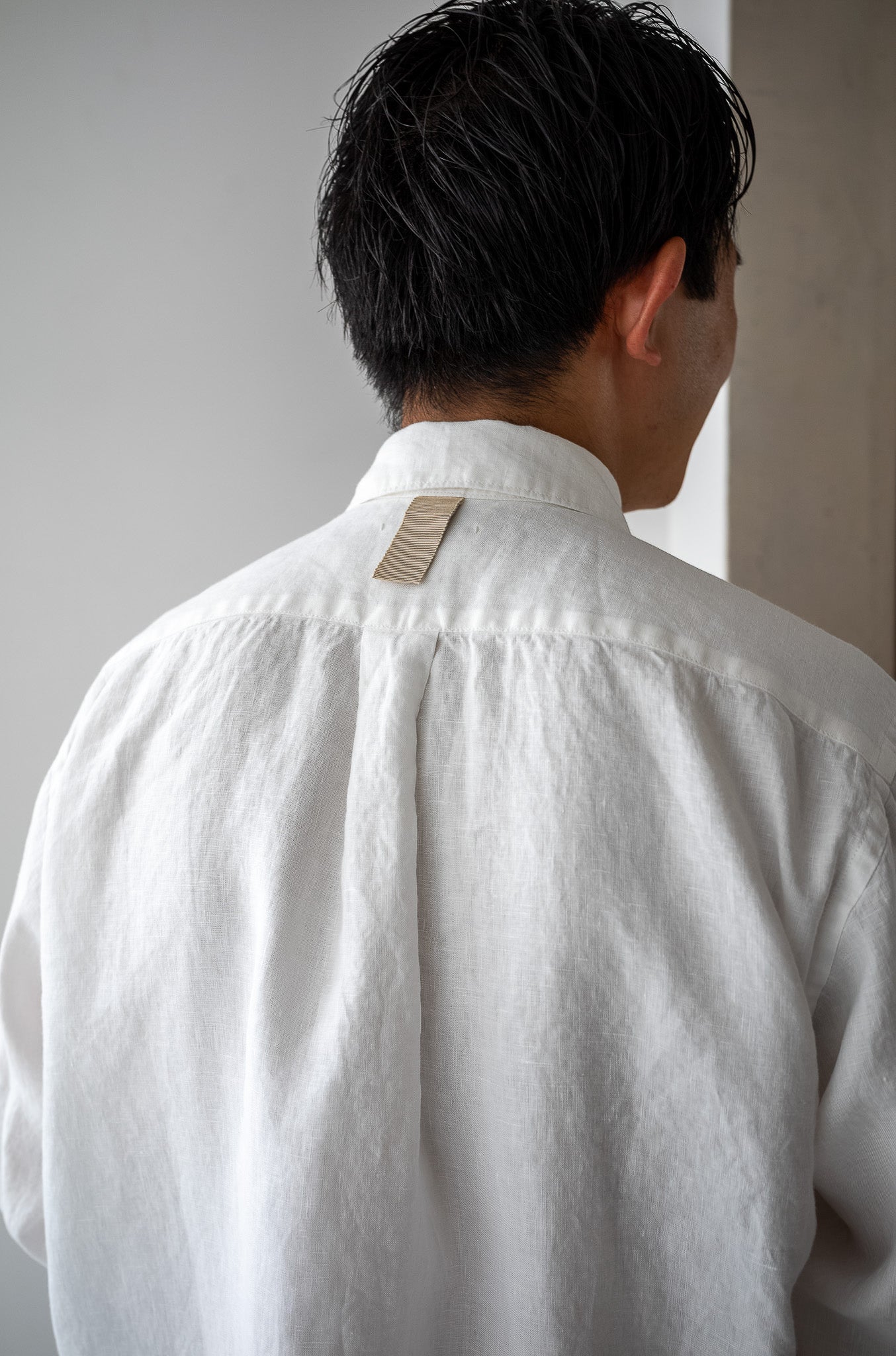 Essential Linen Shirt 〔WHITE〕