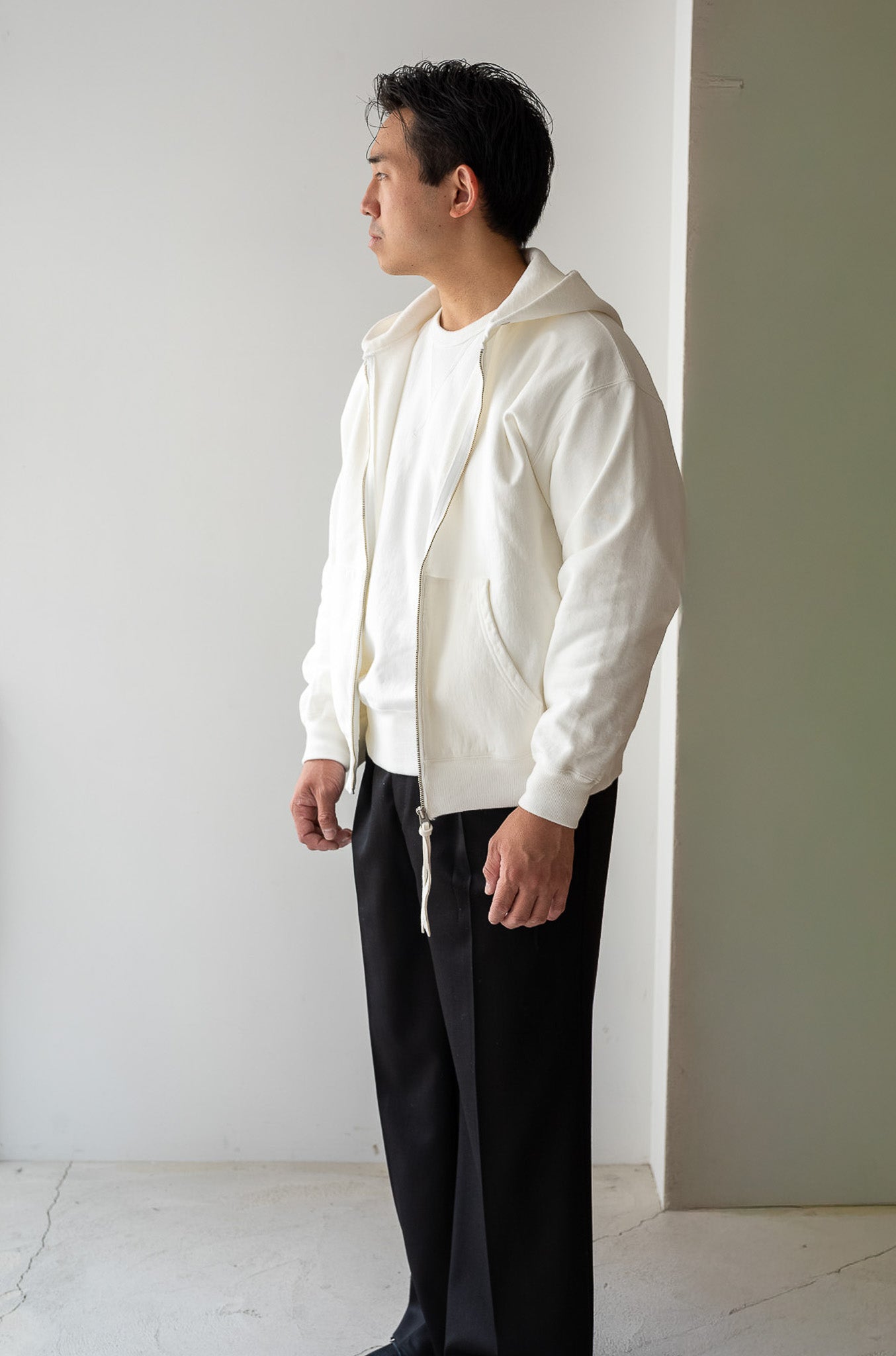 Essential Zip Sweat Parka 〔WHITE〕