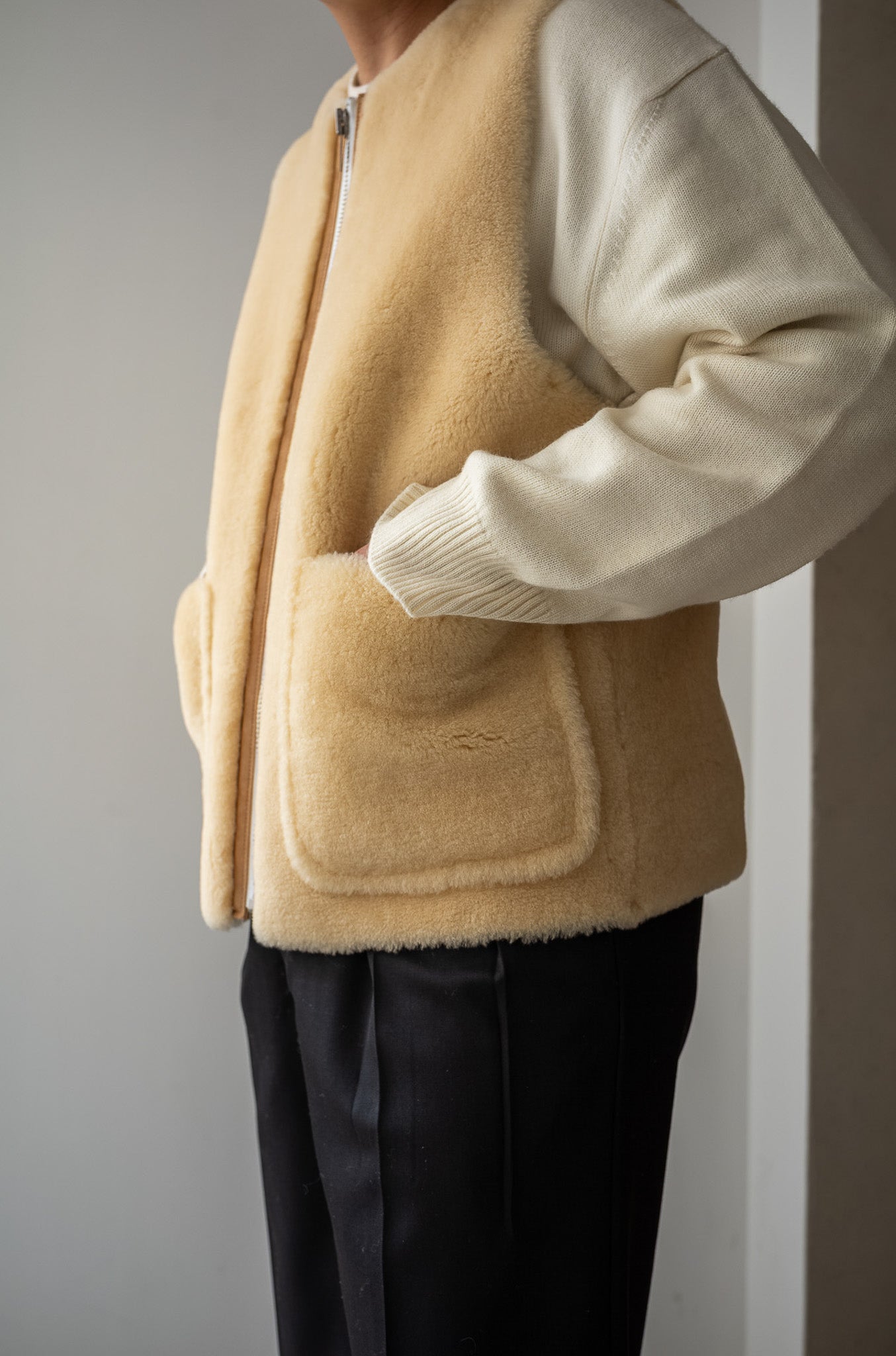 Mouton Vest〔ECRU×OFF WHITE〕