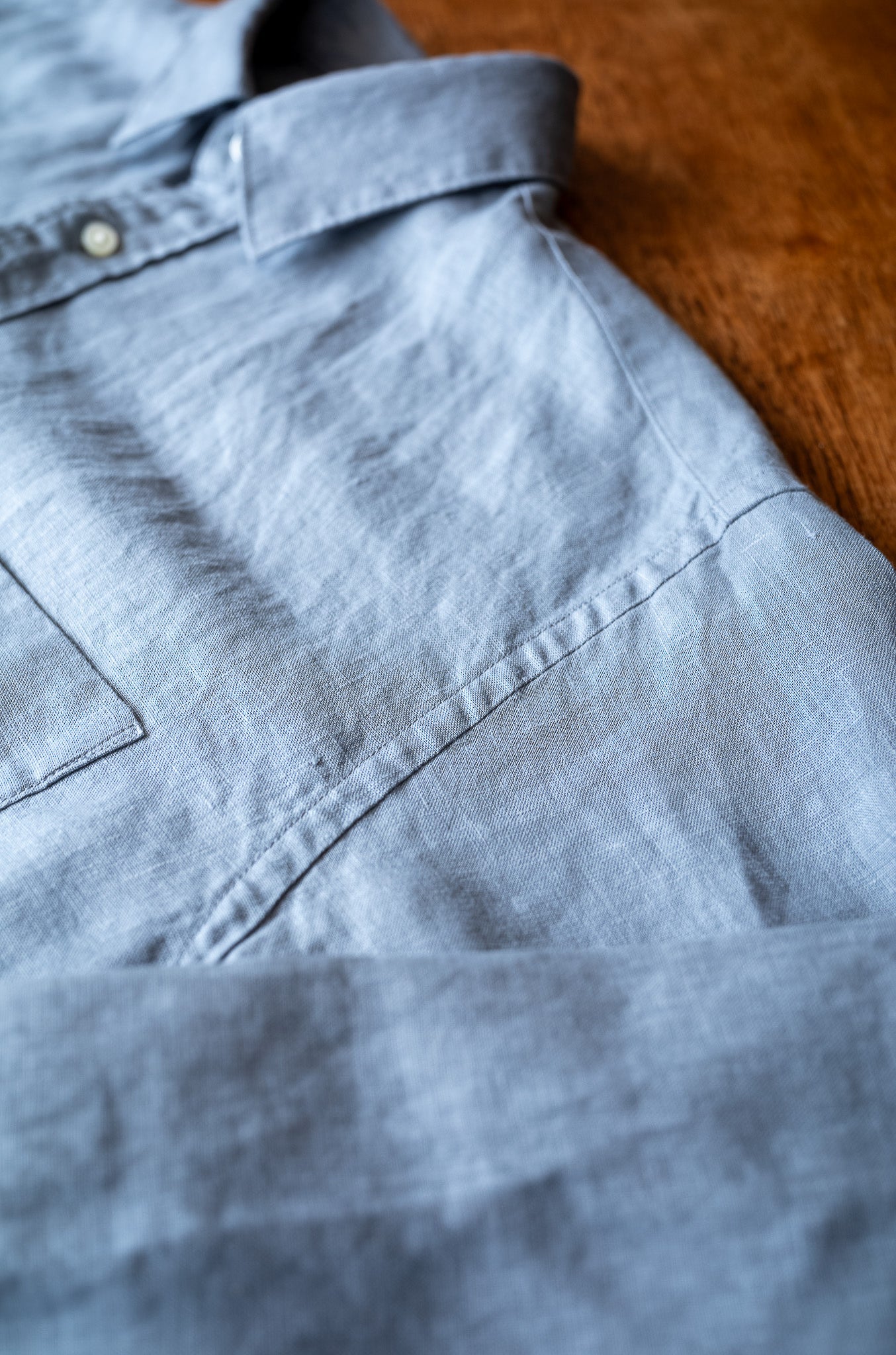 Essential Linen Shirt 〔BLEU GRIS〕