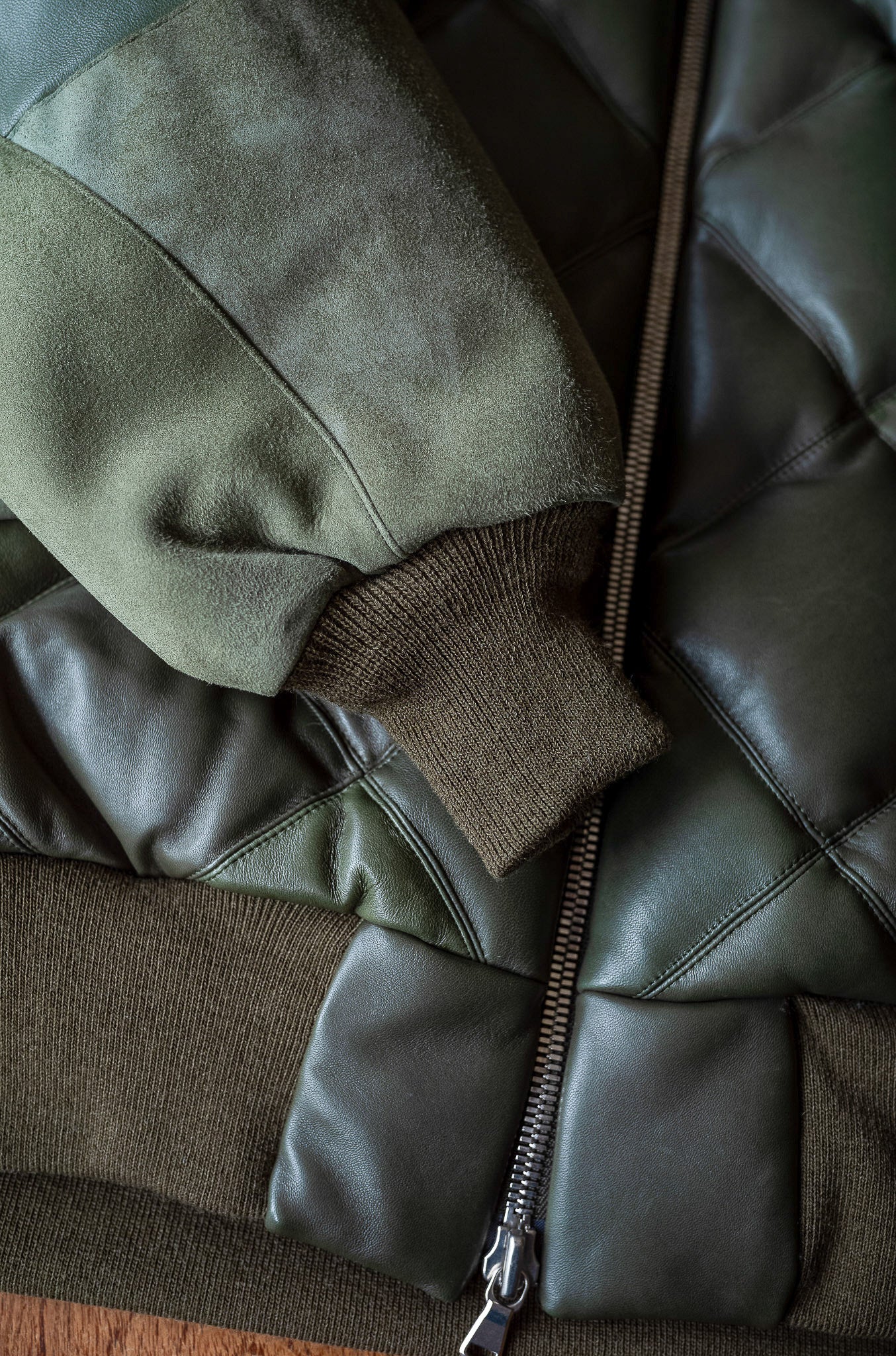 Sheepskin Quilted Down Jacket〔KHAKI〕