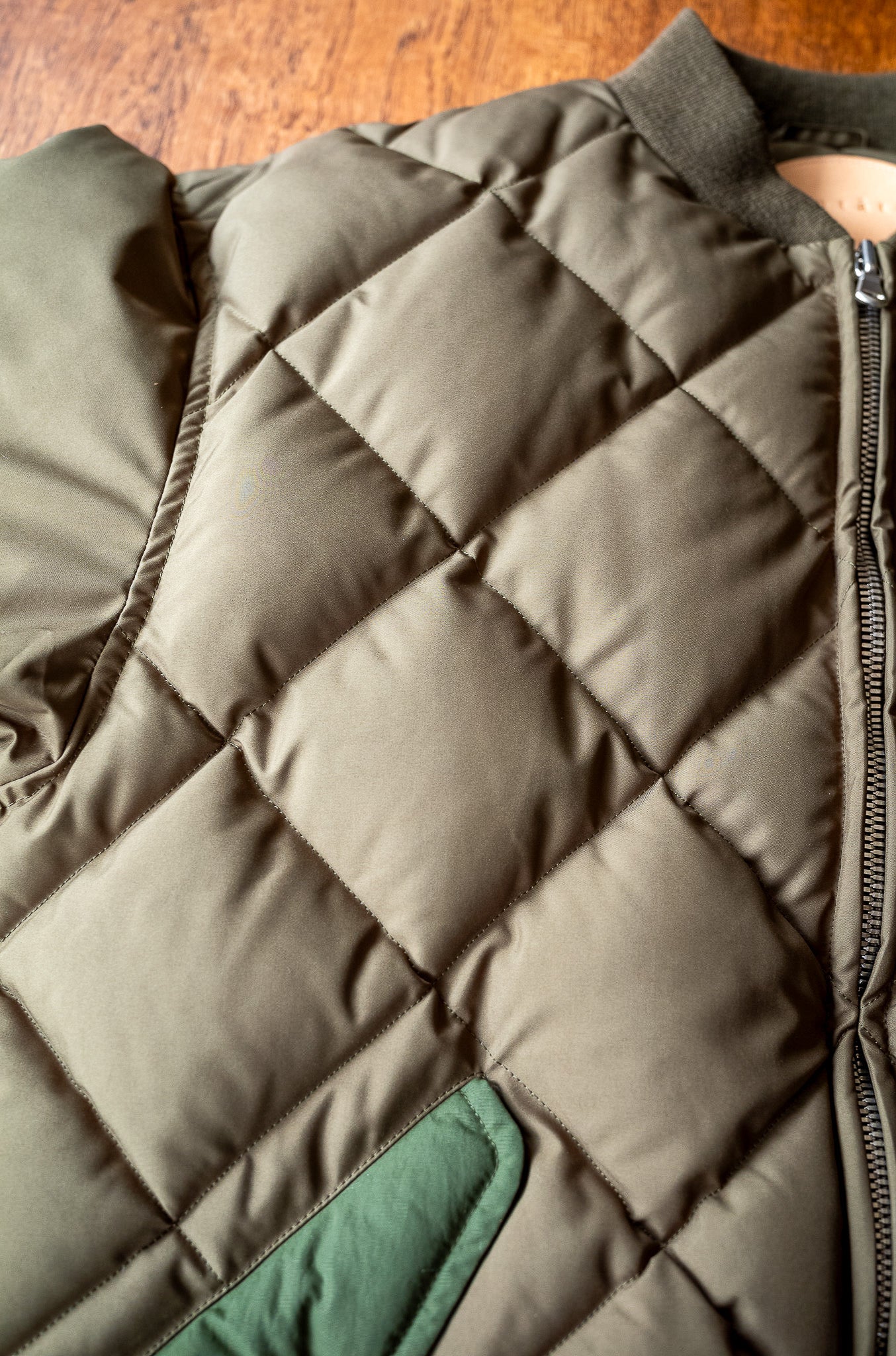 Nylon Quilted Down Jacket〔KHAKI〕