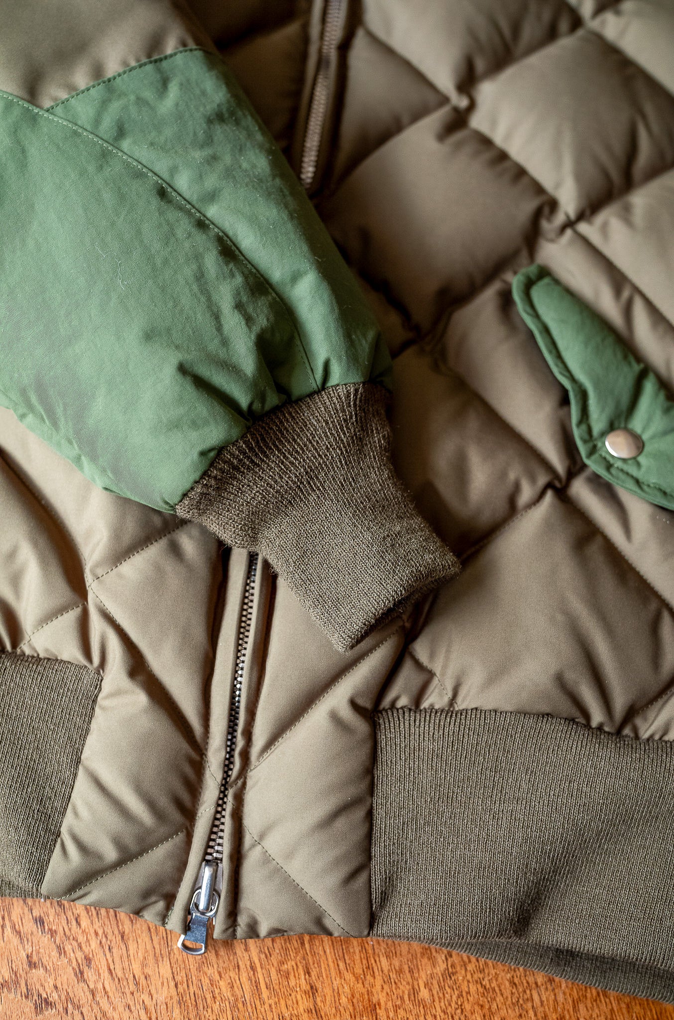 Nylon Quilted Down Jacket〔KHAKI〕