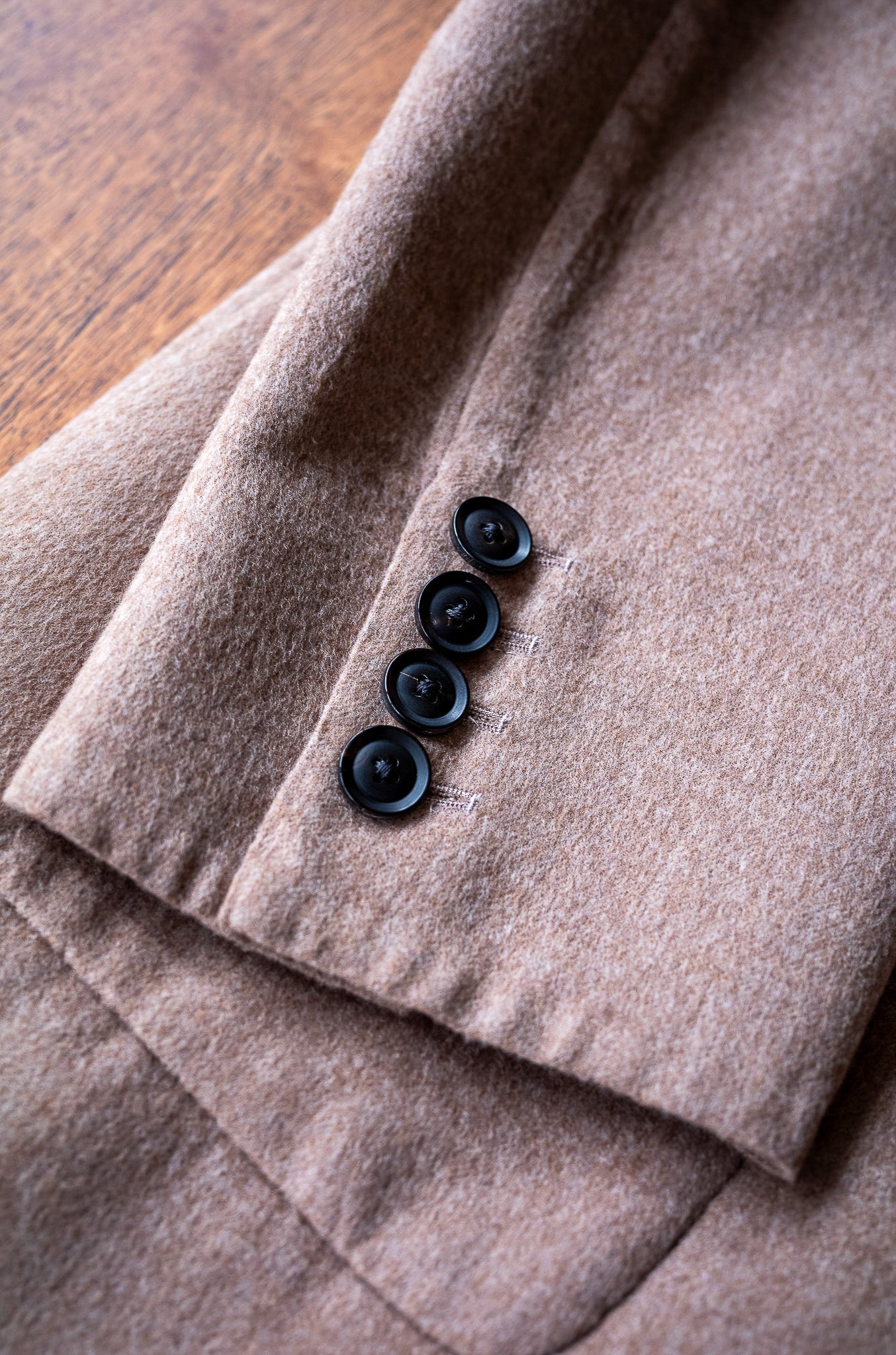 Hand Rever Chesterfield Coat〔ECRU〕