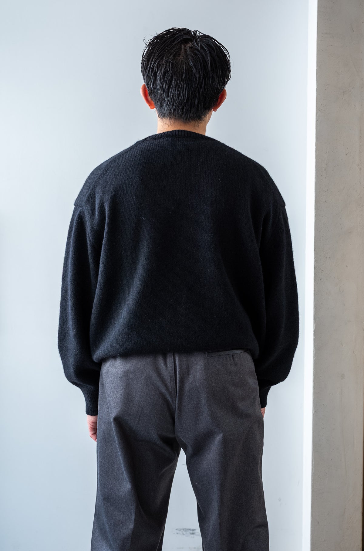 Quiet Season Crew-Knit 〈NOIR〉