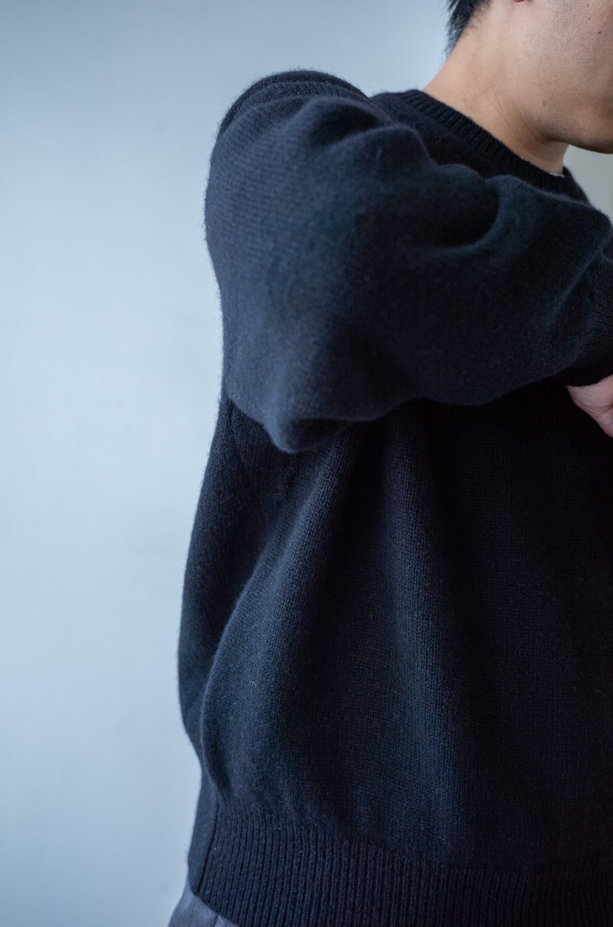 Quiet Season Crew-Knit 〈NOIR〉