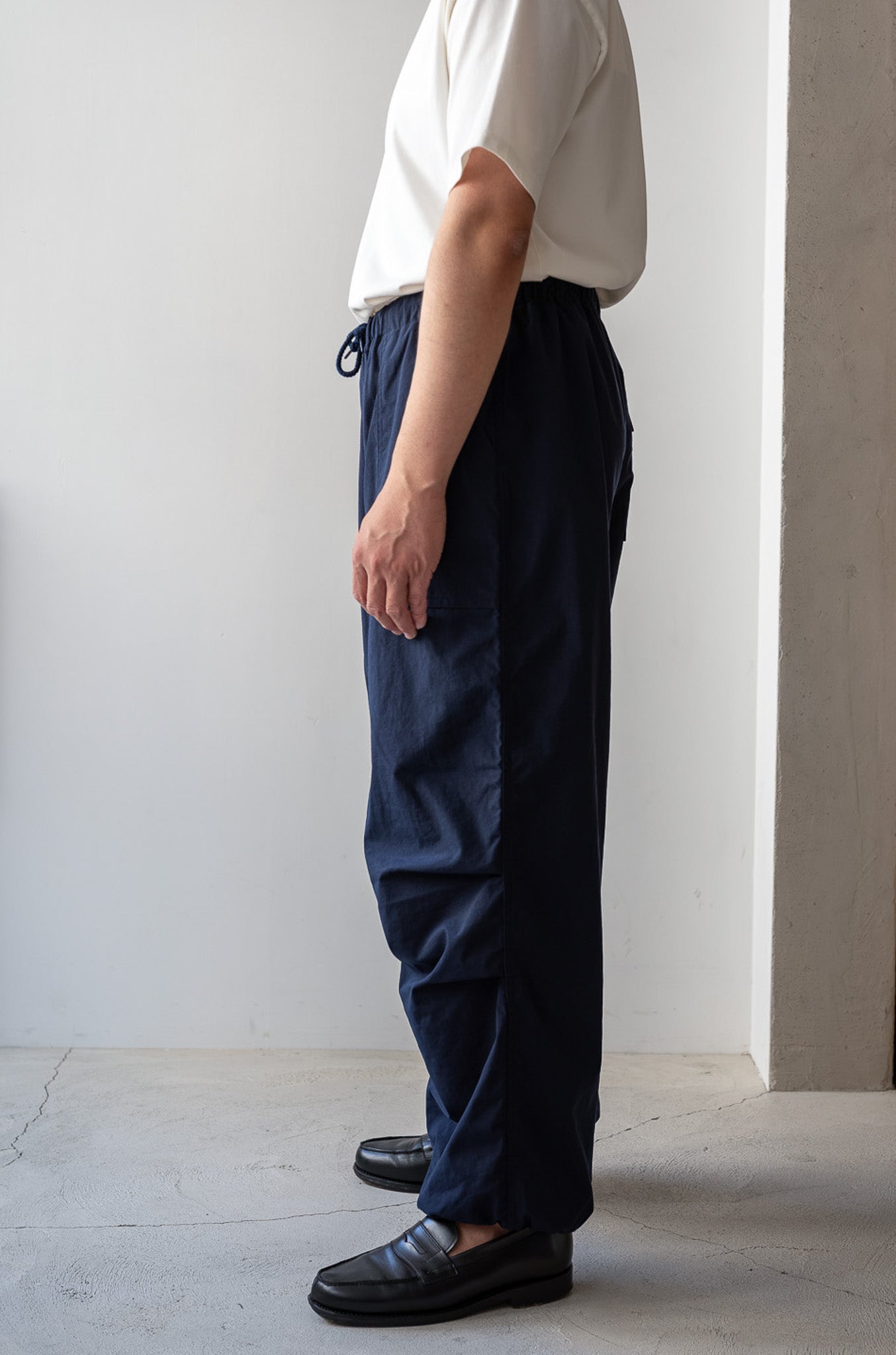 Shrunken Nylon Baker Pants〔NAVY〕