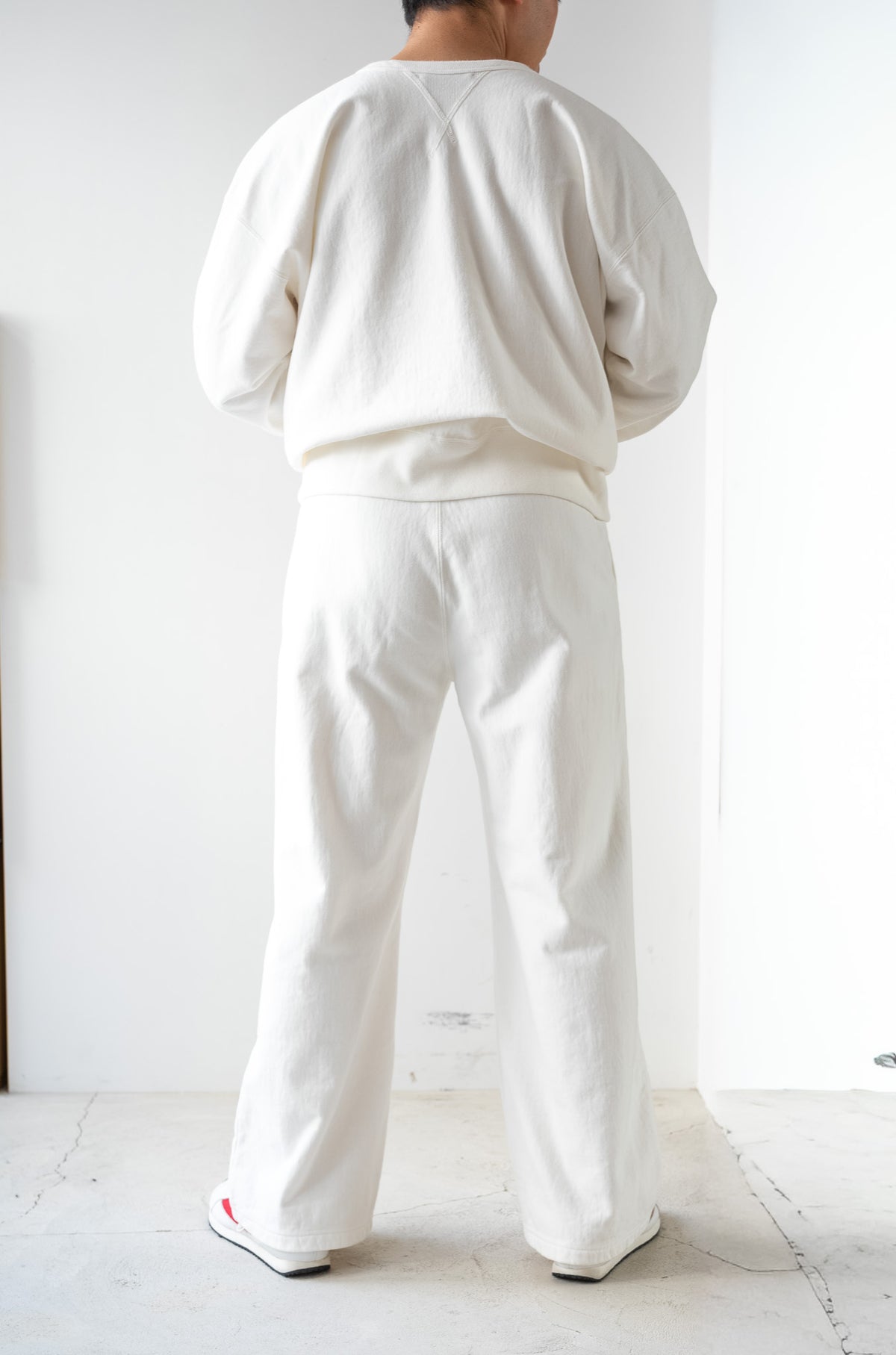 Essential Sweat Wide Pants 〔WHITE〕