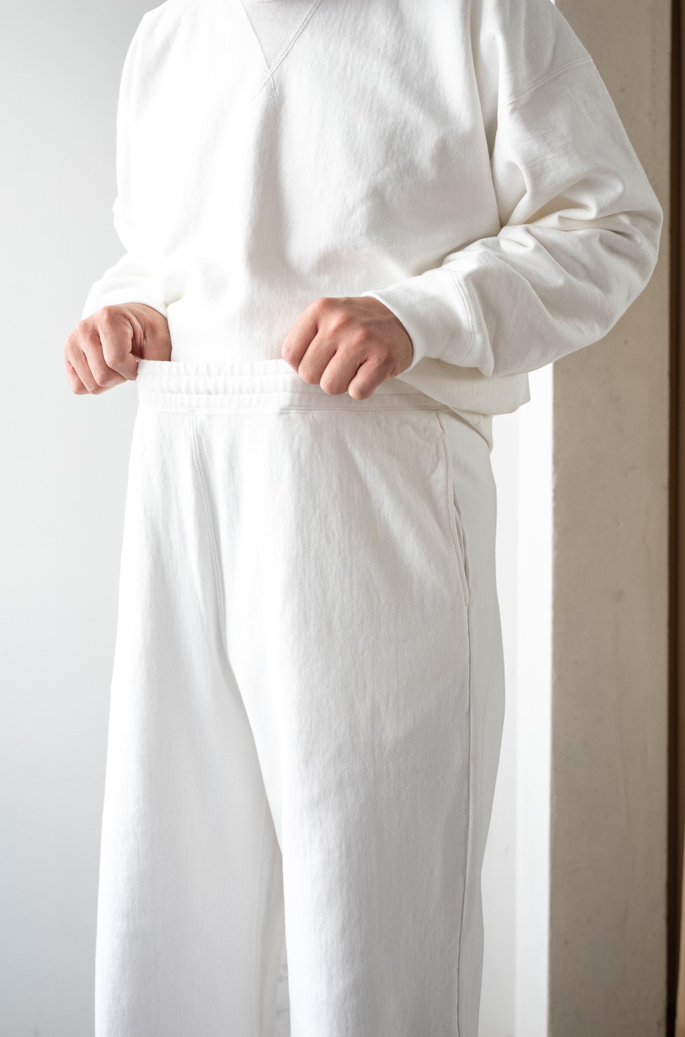 Essential Sweat Wide Pants 〔WHITE〕