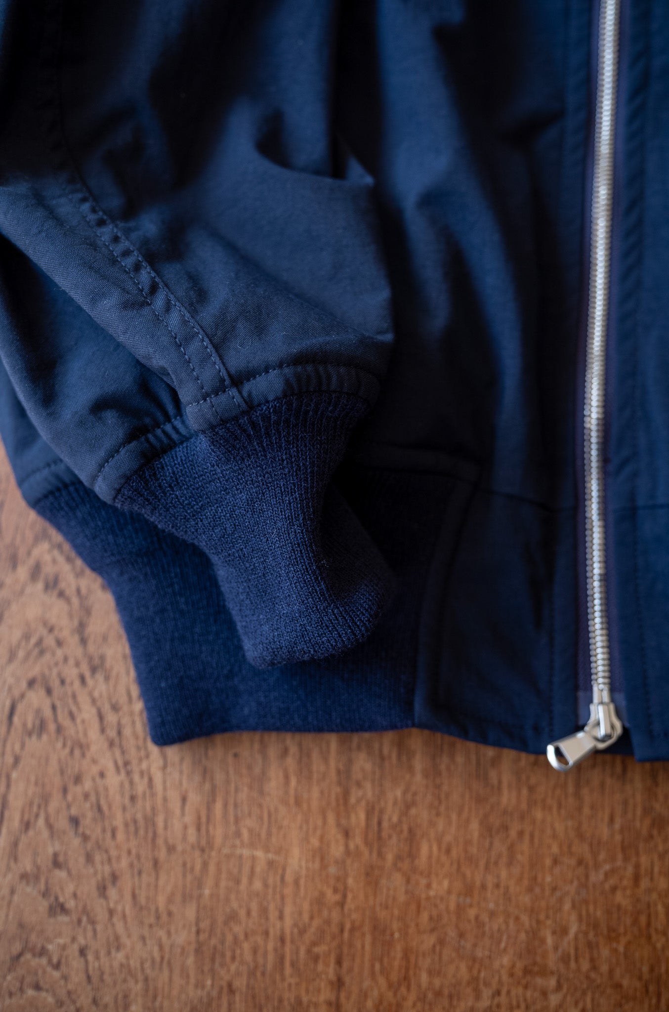 Shrunken Nylon Flight Jacket 〔NAVY〕