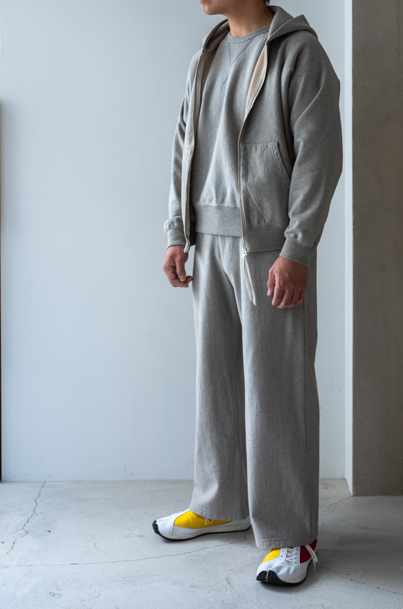 Essential Zip Sweat Parka 〔DIRTY L/GRAY〕