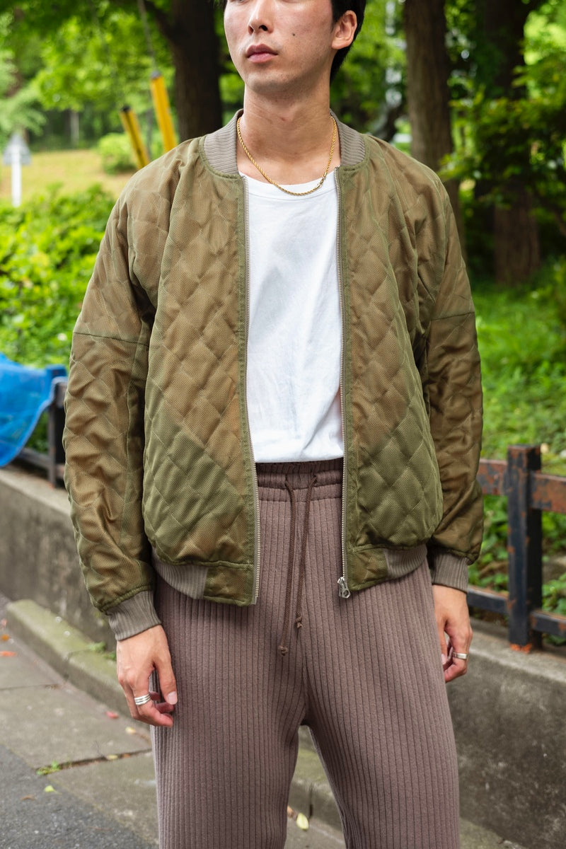 QUILTED MESH REVERSIBLE MA-1 | cliché