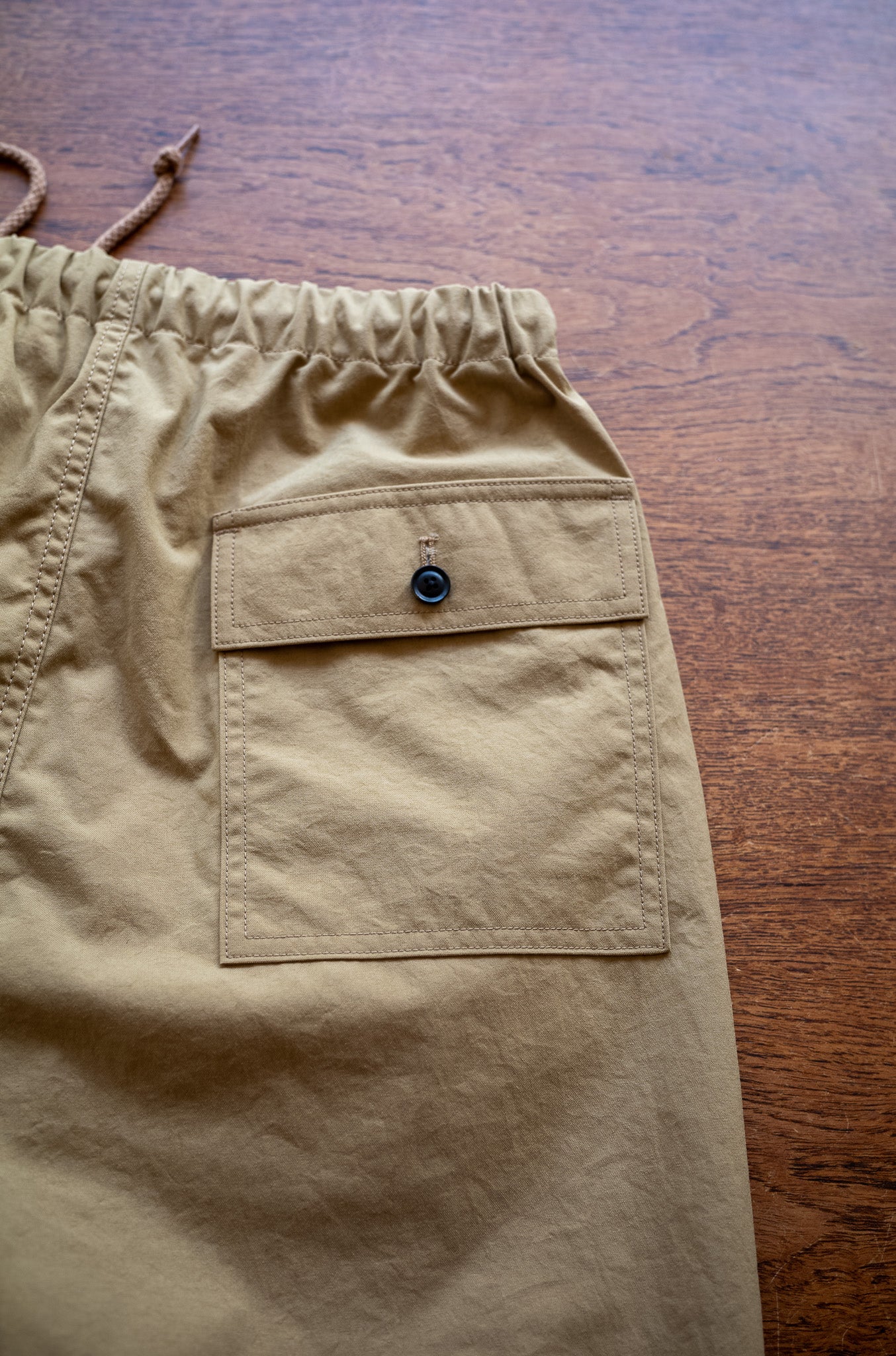 Shrunken Nylon Baker Pants〔MARON〕