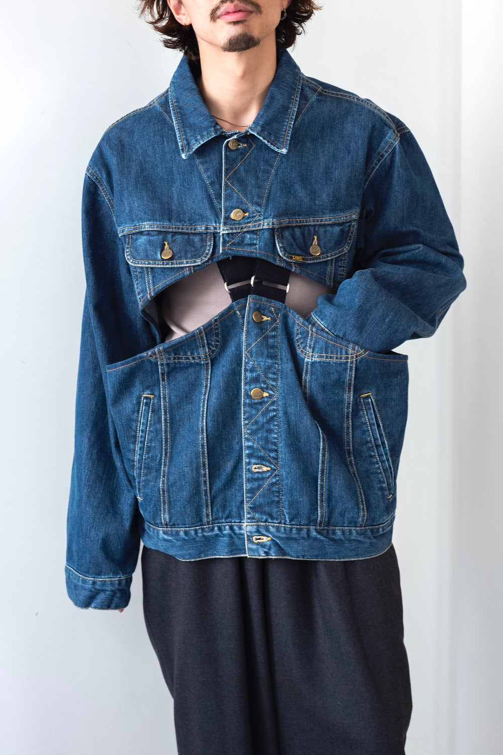 VEST | cliché