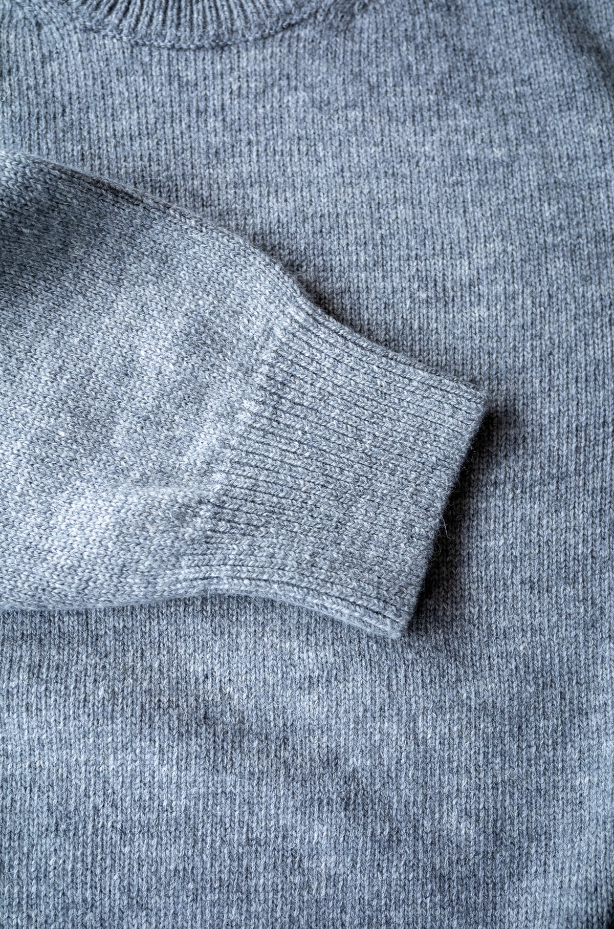 Quiet Season Crew-Knit〈L/GRAY〉