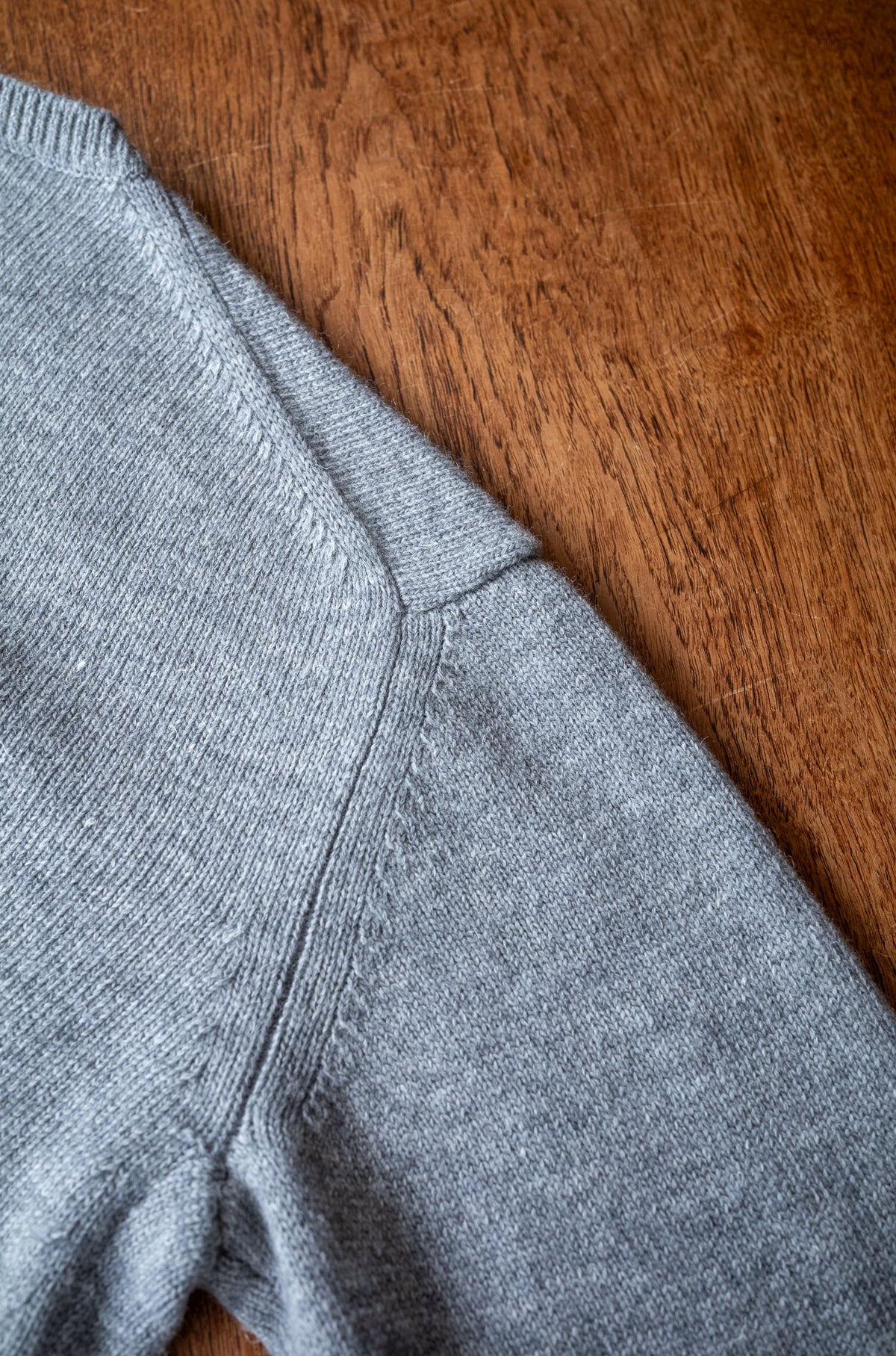 Quiet Season Crew-Knit〈L/GRAY〉