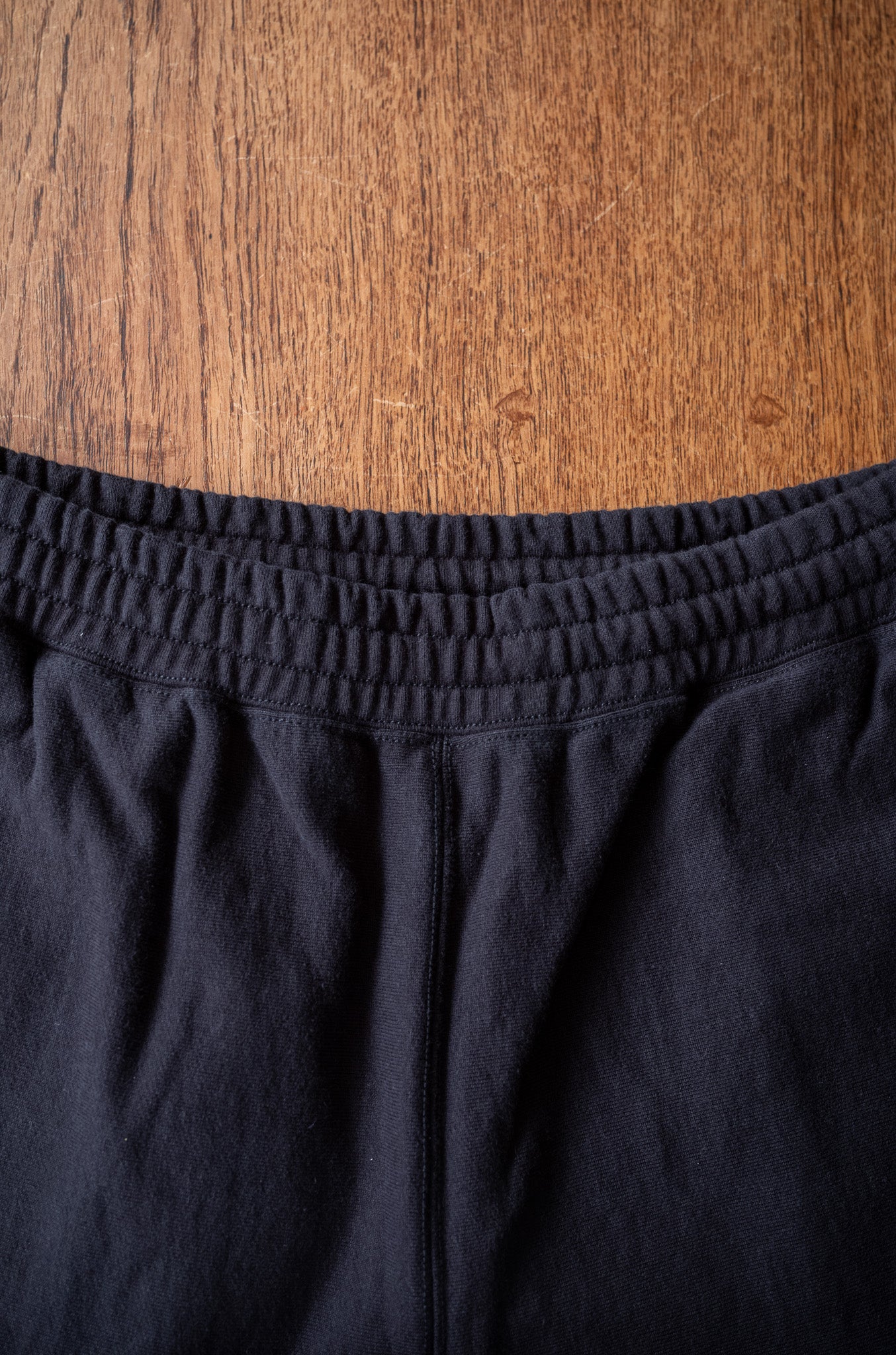 Essential Sweat Wide Pants 〔FADED BLACK〕