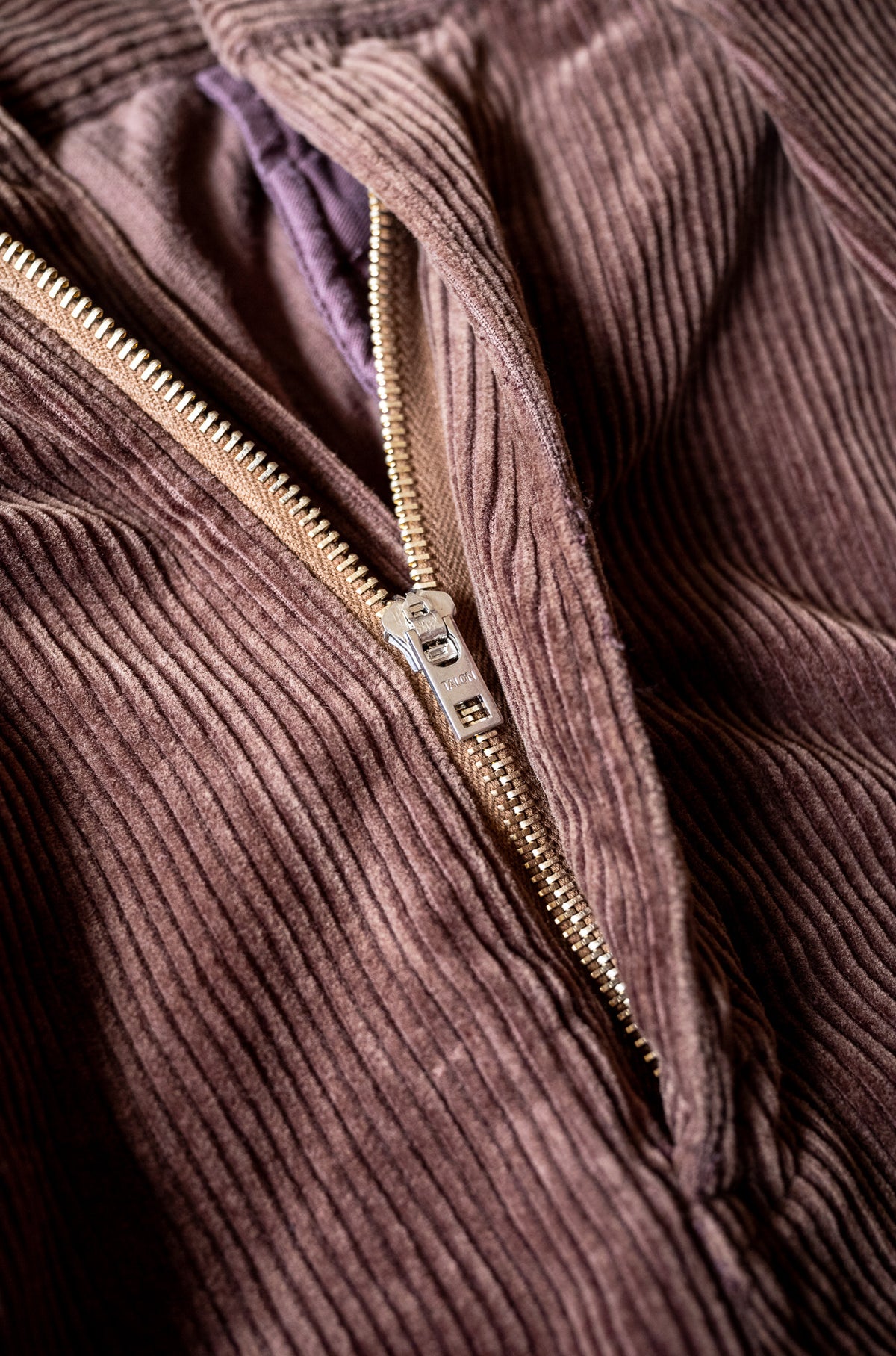 Warm Corduroy Trousers 〈BROWN〉