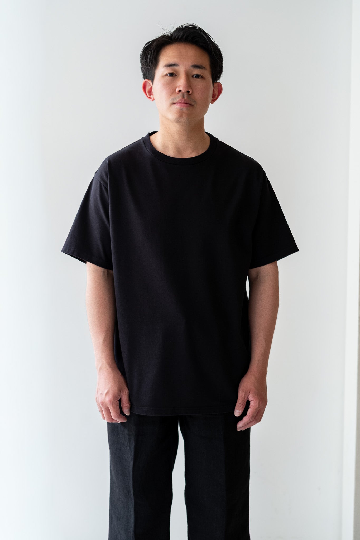Essential Heavy S/S Tee 〔BLACK〕
