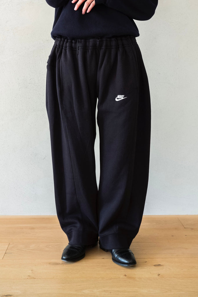 OVERJOGGINGJEANS / BLACK