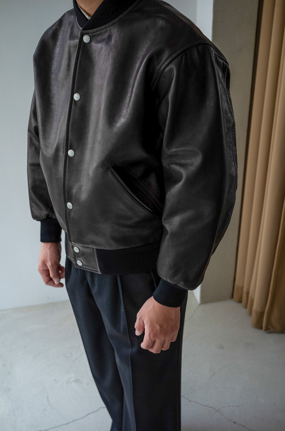 Horsehide Varsity Blouson 〈NOIR〉