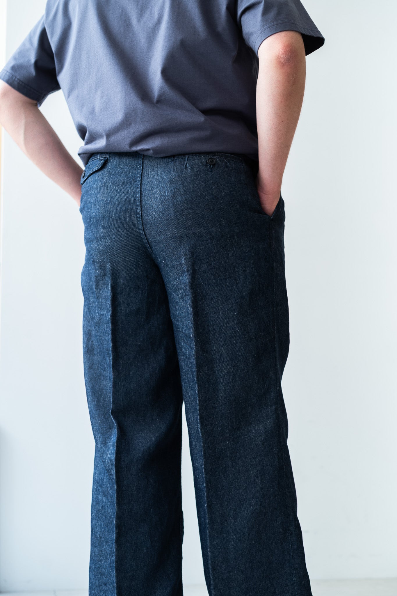 Washed Linen Denim Tuck Trousers 〔INDIGO〕