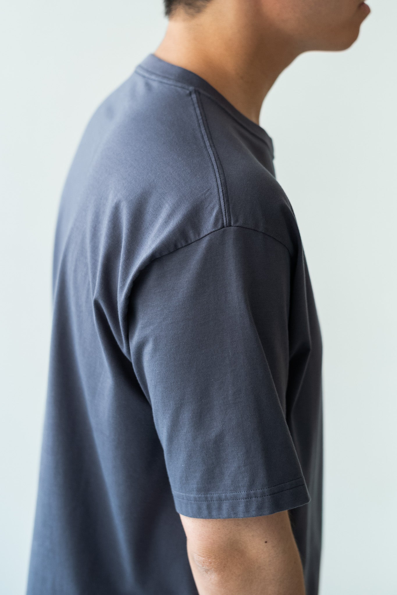 Essential S/S Tee 〔GRAY〕