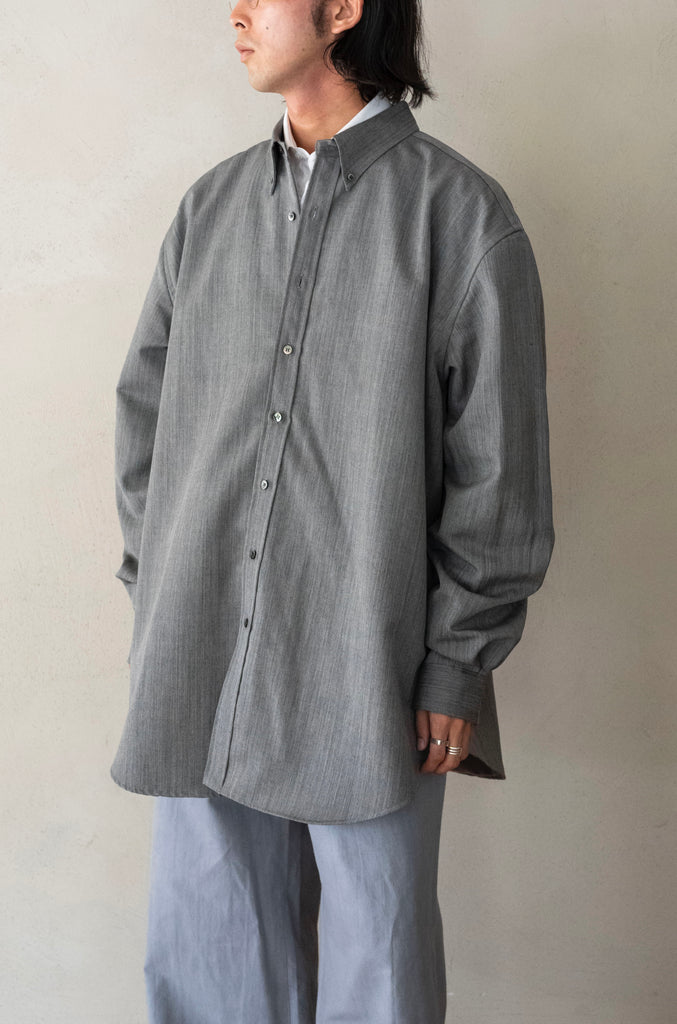 【9月13日(土) 発売】CCFA02UNI B 〈LYRIA SHARKSKIN SHIRT COAT〉