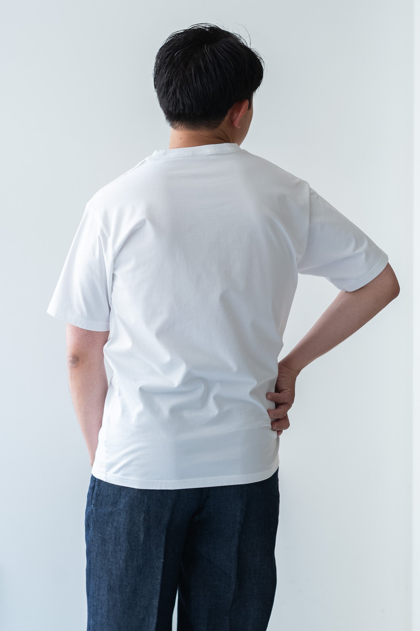 Essential S/S Tee 〔WHITE〕