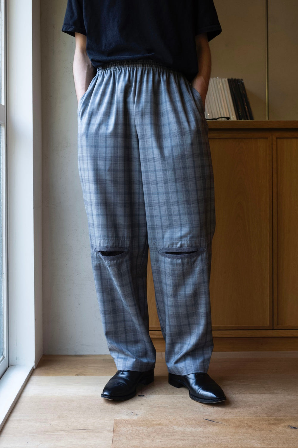 CCCA15UNI B 〈GRAY CHECK EASY PANTS〉 | cliché