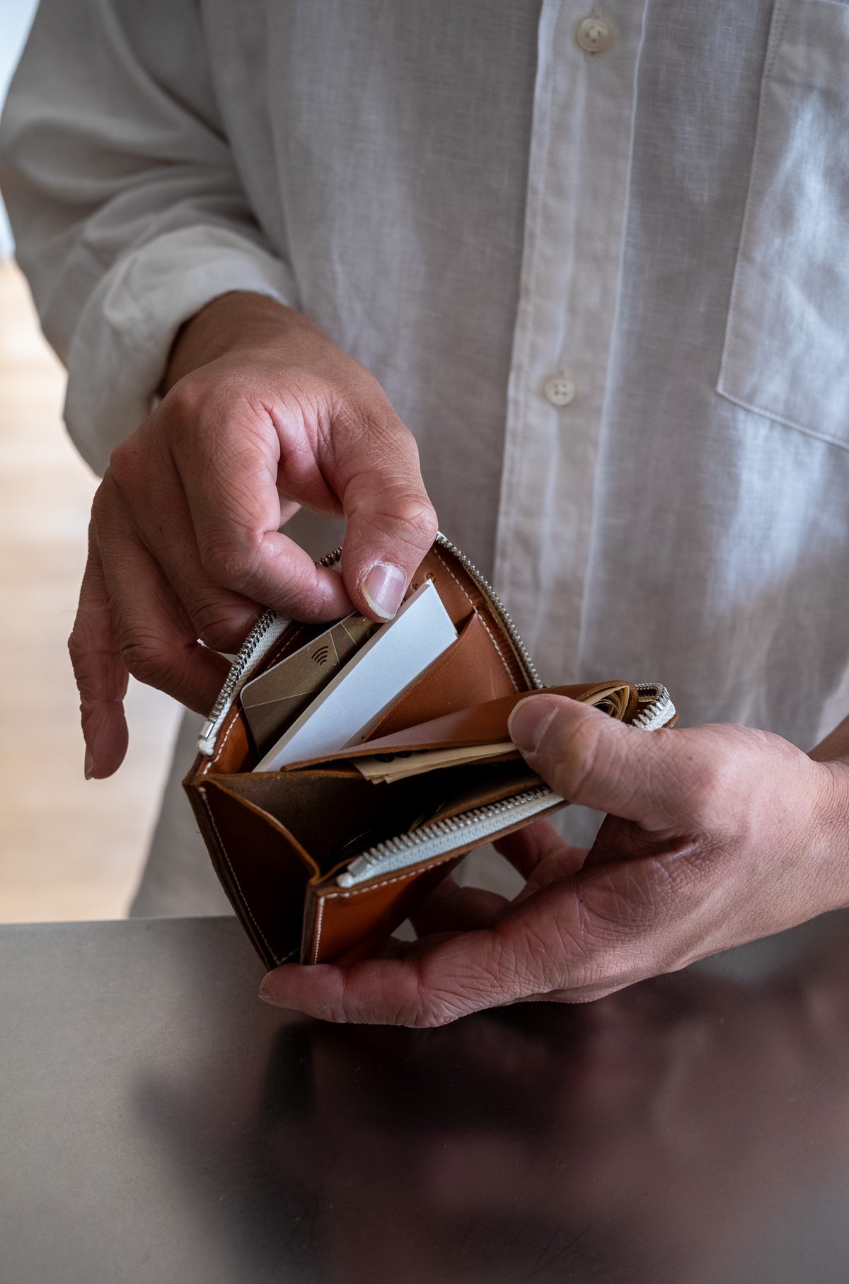 L-Shaped Wallet 〈FAUVE〉