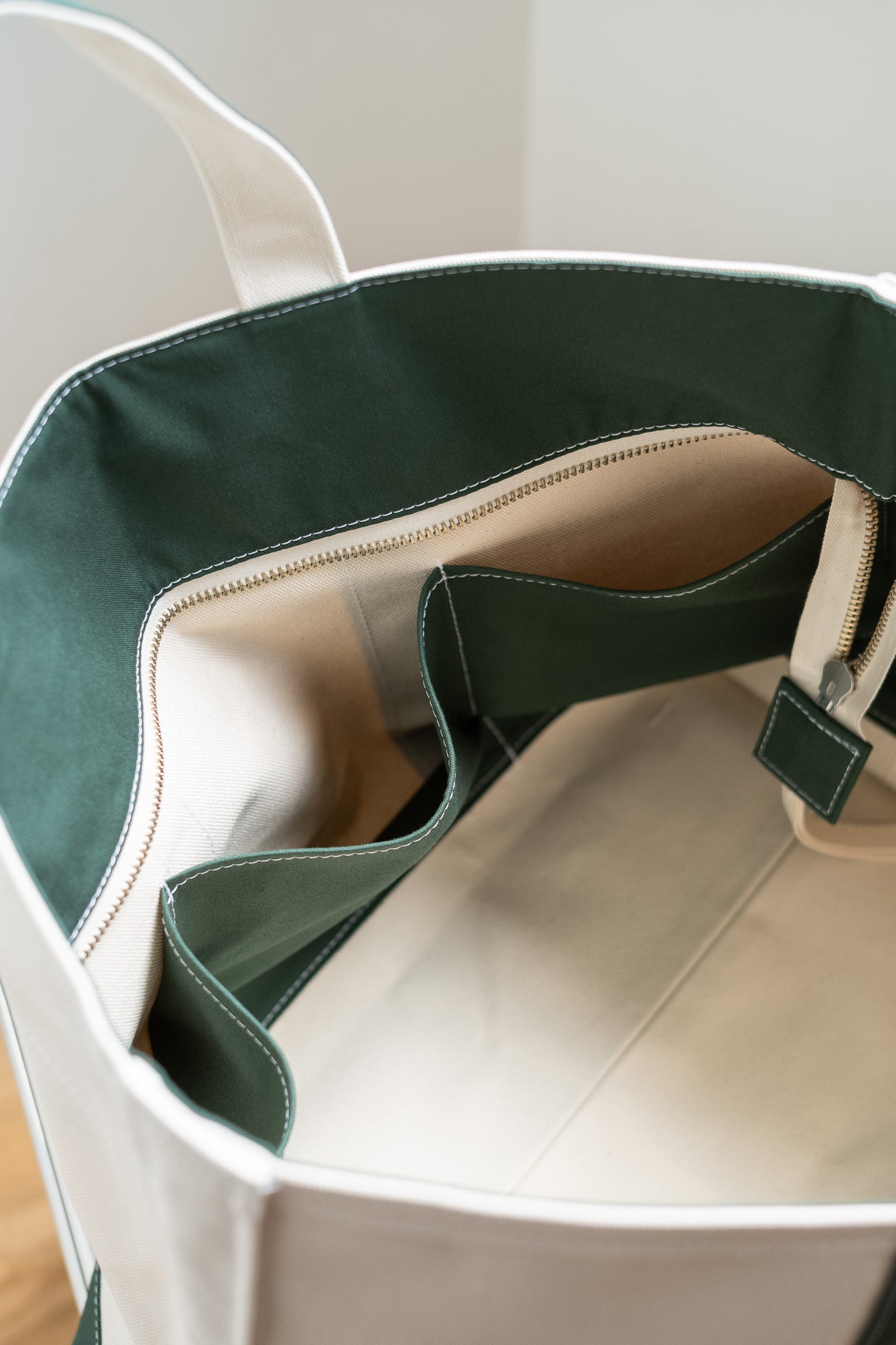 Enough Space Bag-LARGE〔NATURAL×GREEN〕