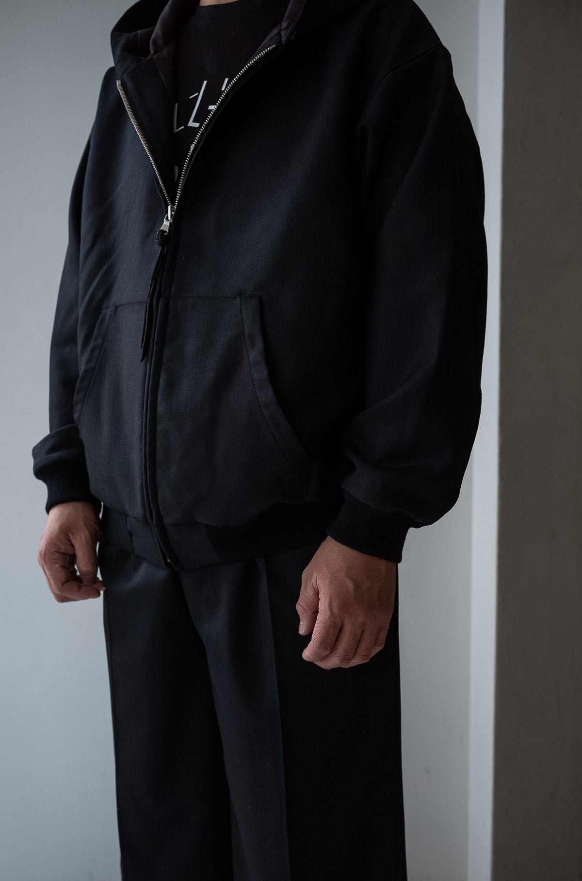 Double Cloth Hooded Jacket 〈NOIR〉