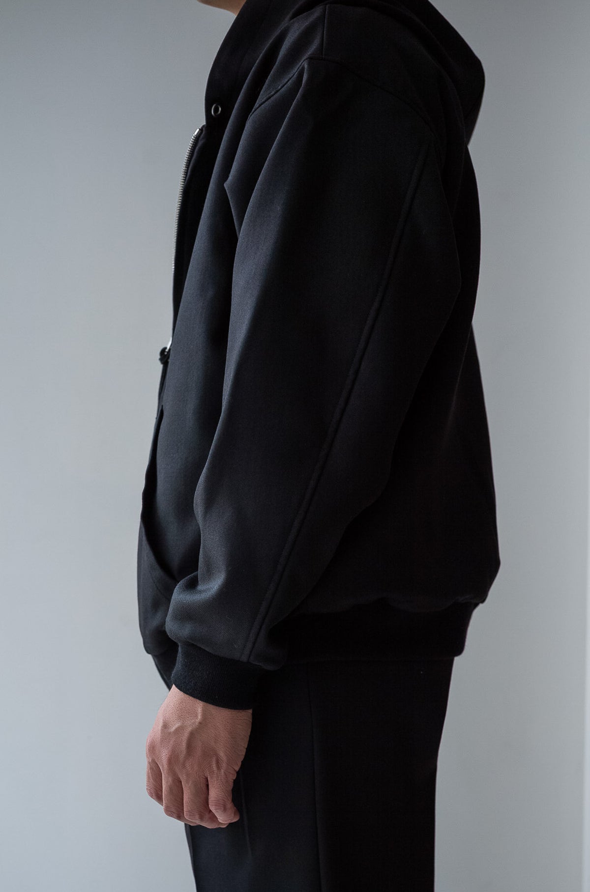 Double Cloth Hooded Jacket 〈NOIR〉
