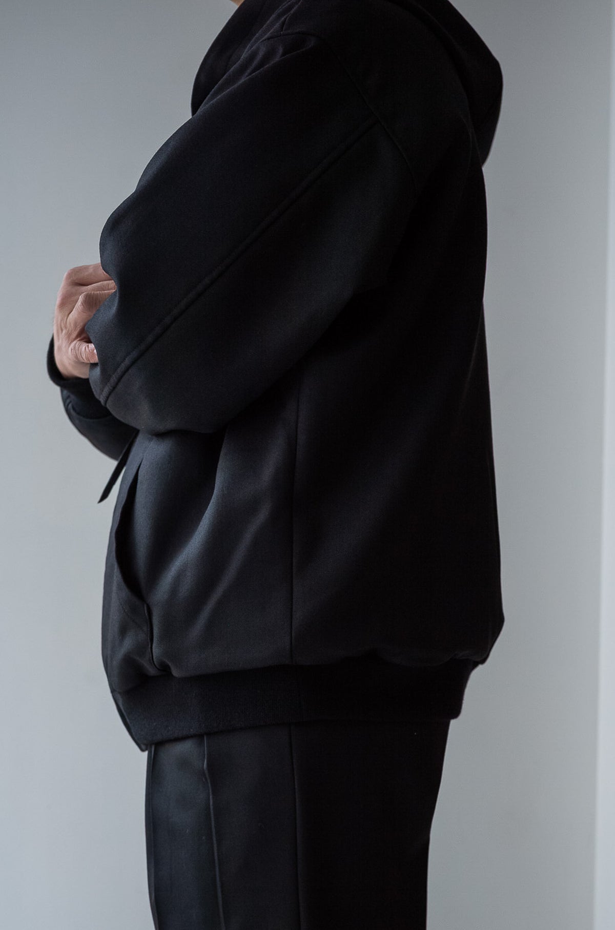 Double Cloth Hooded Jacket 〈NOIR〉