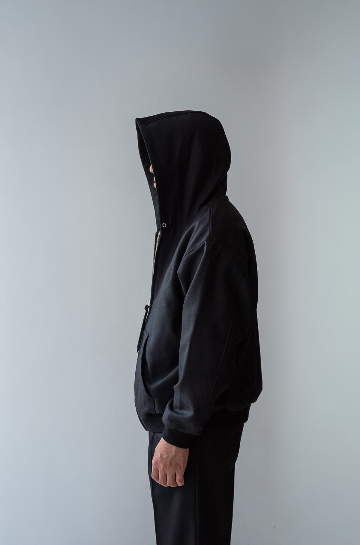 Double Cloth Hooded Jacket 〈NOIR〉