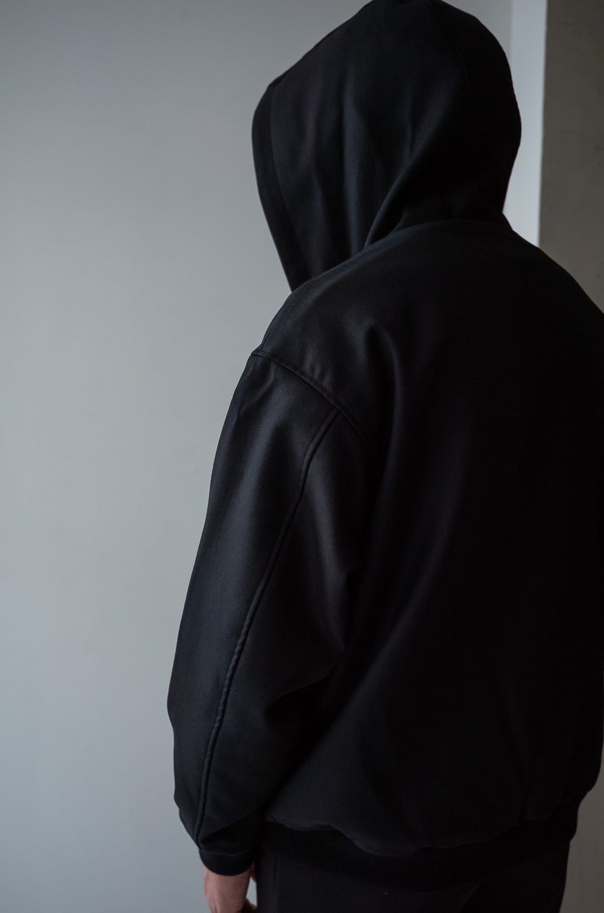 Double Cloth Hooded Jacket 〈NOIR〉