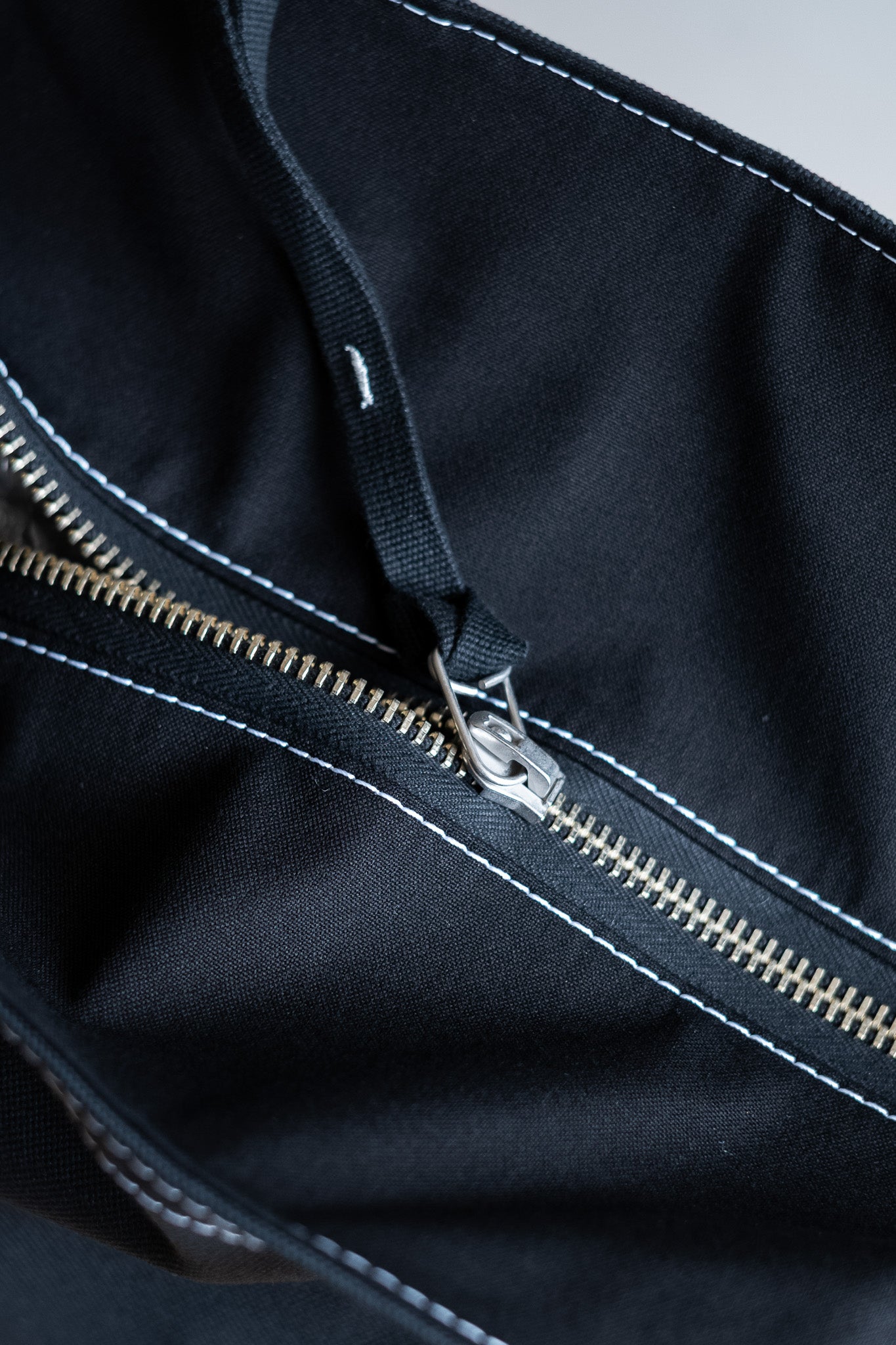 Enough Space Bag-LARGE〔BLACK×BLACK〕